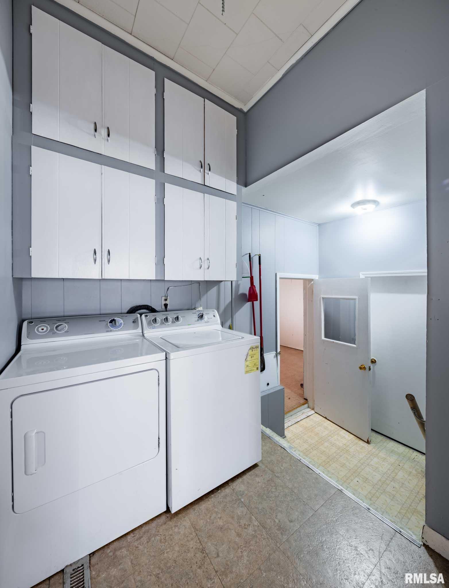 707 W Broadway Boulevard, Johnston City, Illinois image 21