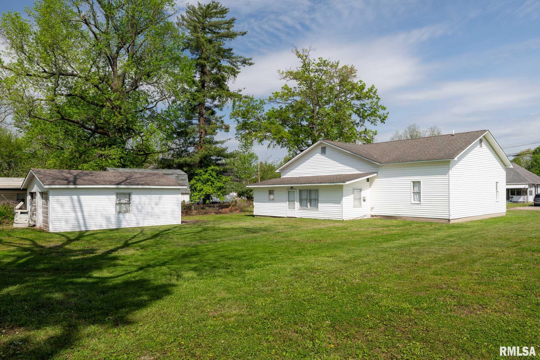 707 W Broadway Boulevard, Johnston City, Illinois image 25