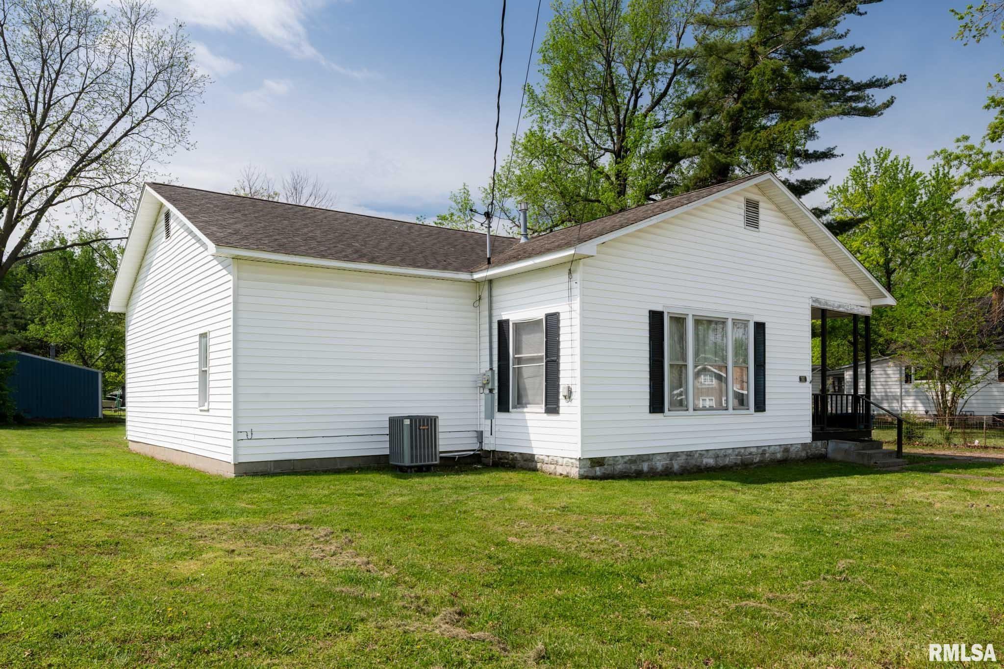 707 W Broadway Boulevard, Johnston City, Illinois image 27
