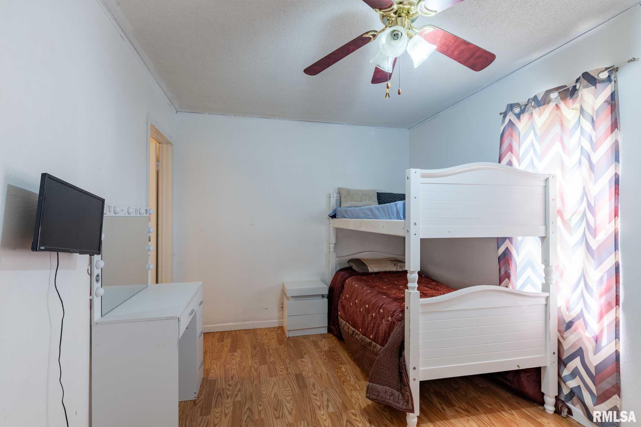 707 W Broadway Boulevard, Johnston City, Illinois image 19