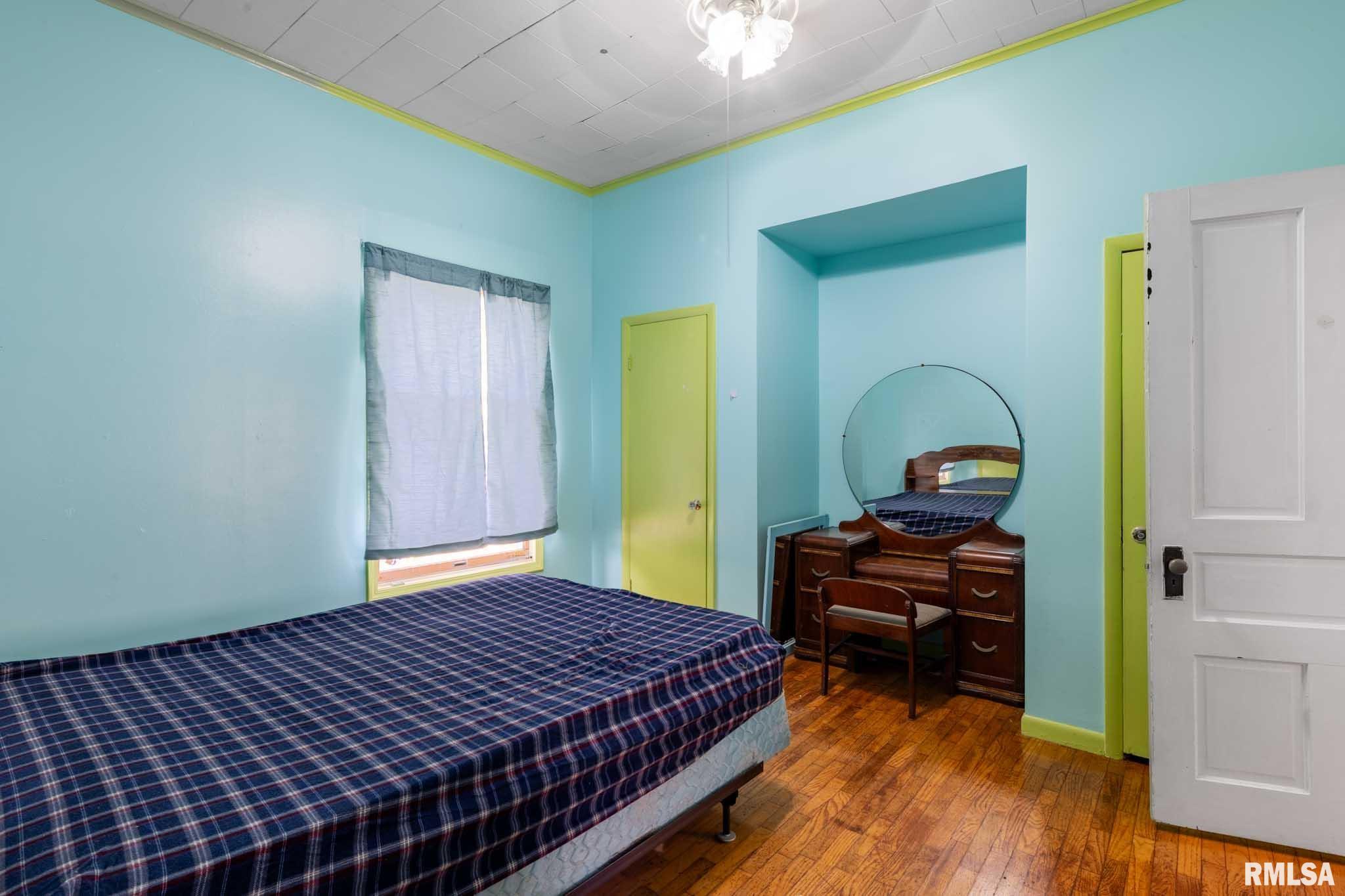 707 W Broadway Boulevard, Johnston City, Illinois image 9