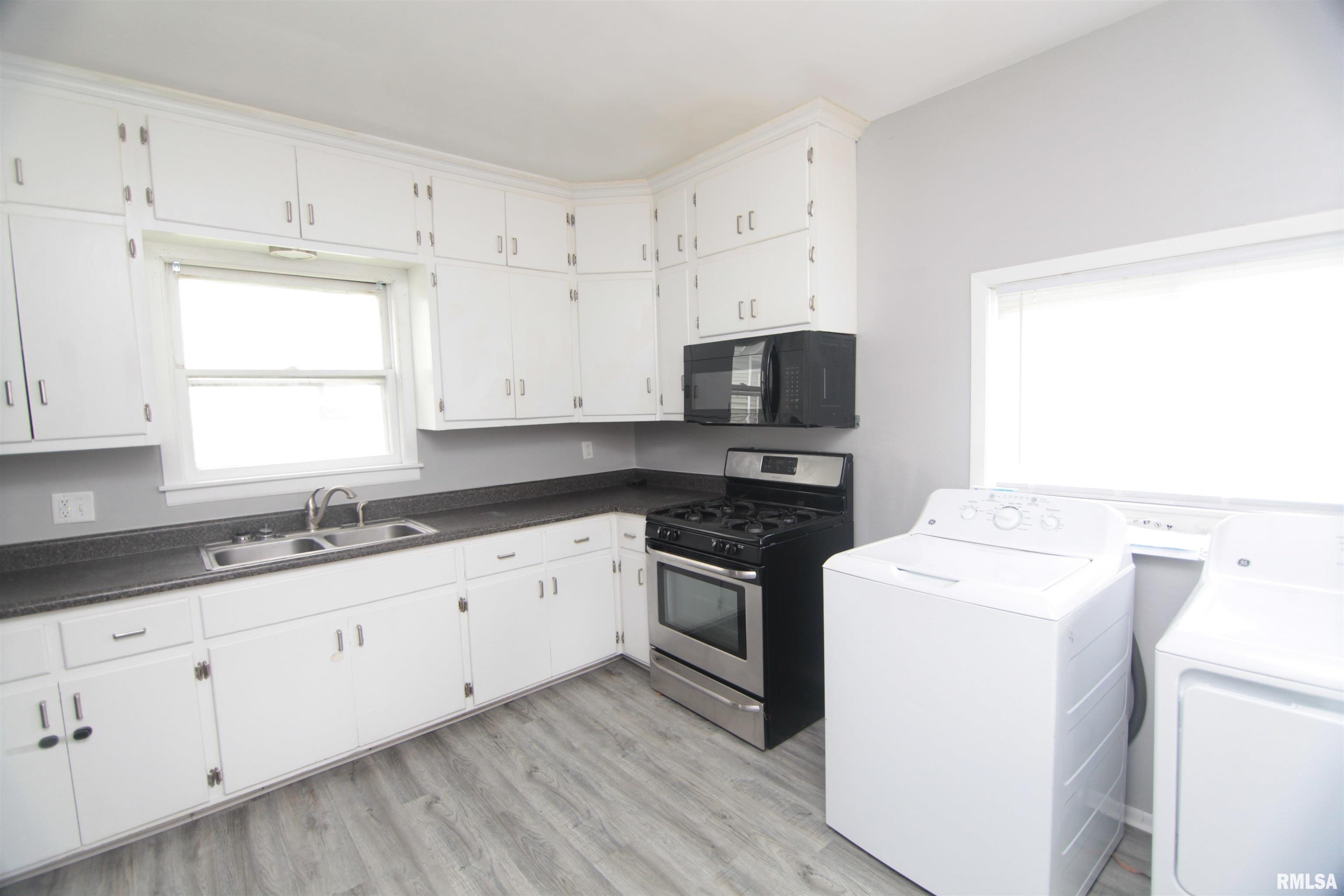 1502 N Ripley Street, Davenport, Iowa image 9