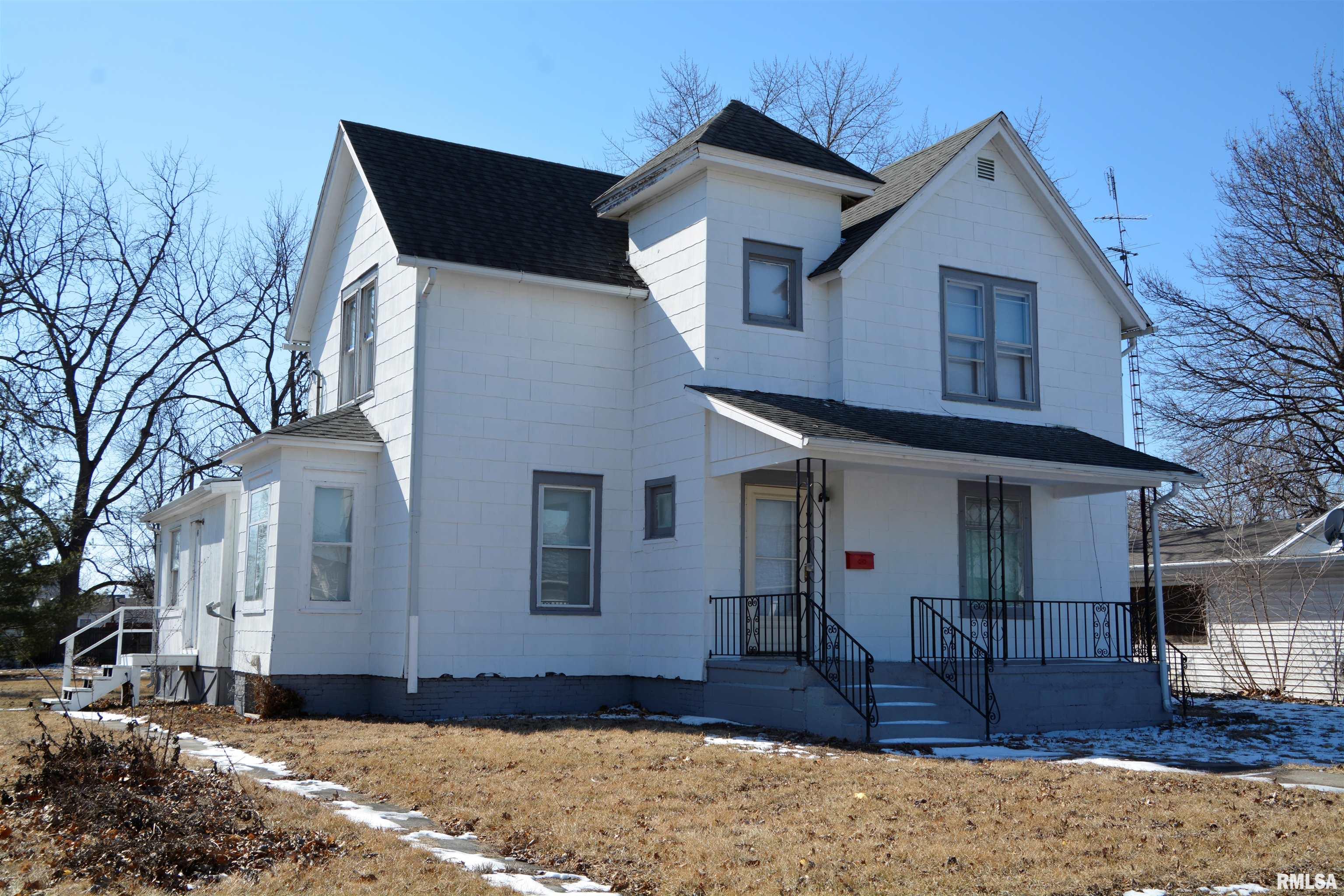 522 W Hail Street, Bushnell, Illinois image 1
