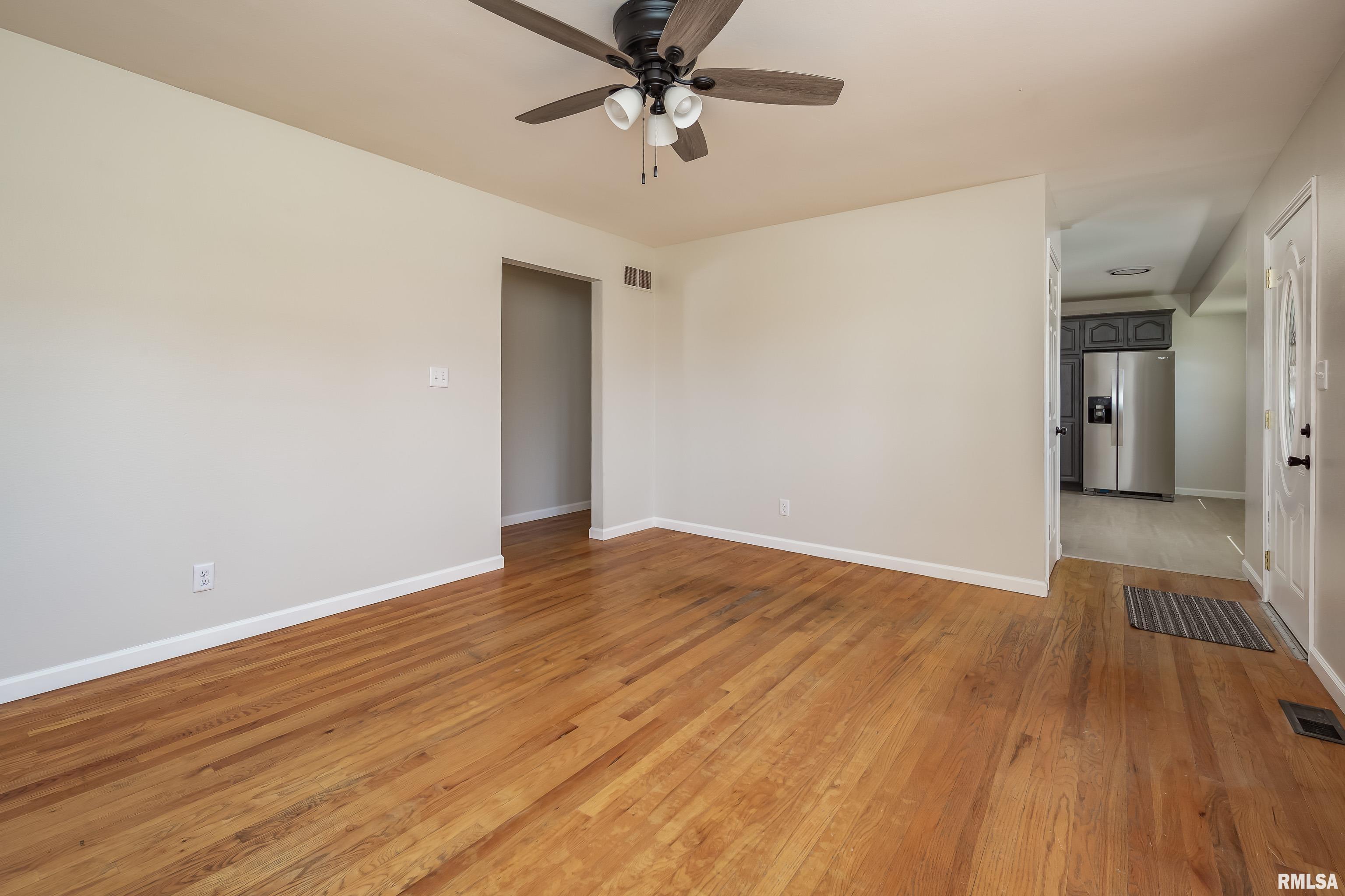 5009 45th Avenue Court, Moline, Illinois image 13