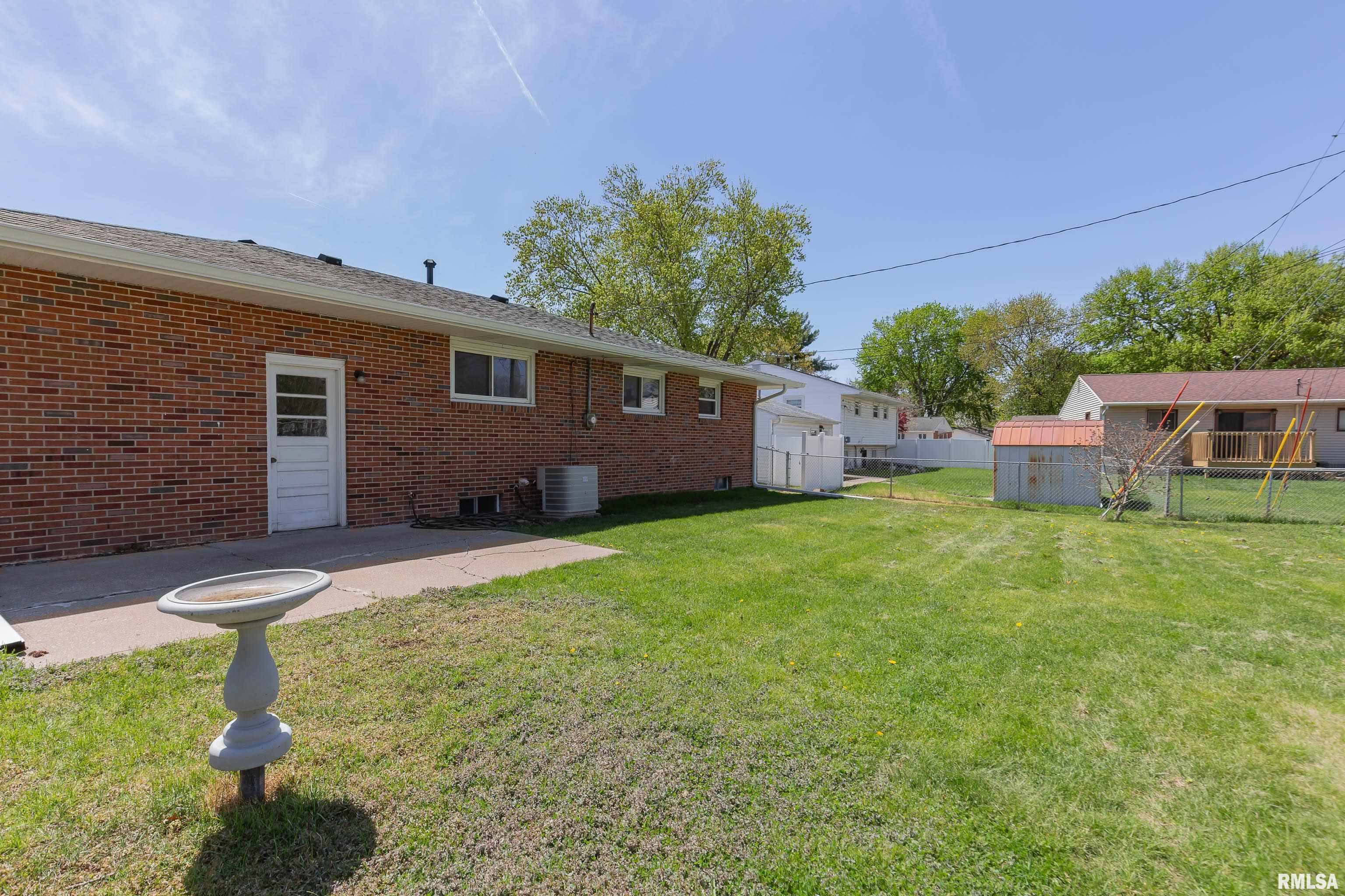 5009 45th Avenue Court, Moline, Illinois image 34