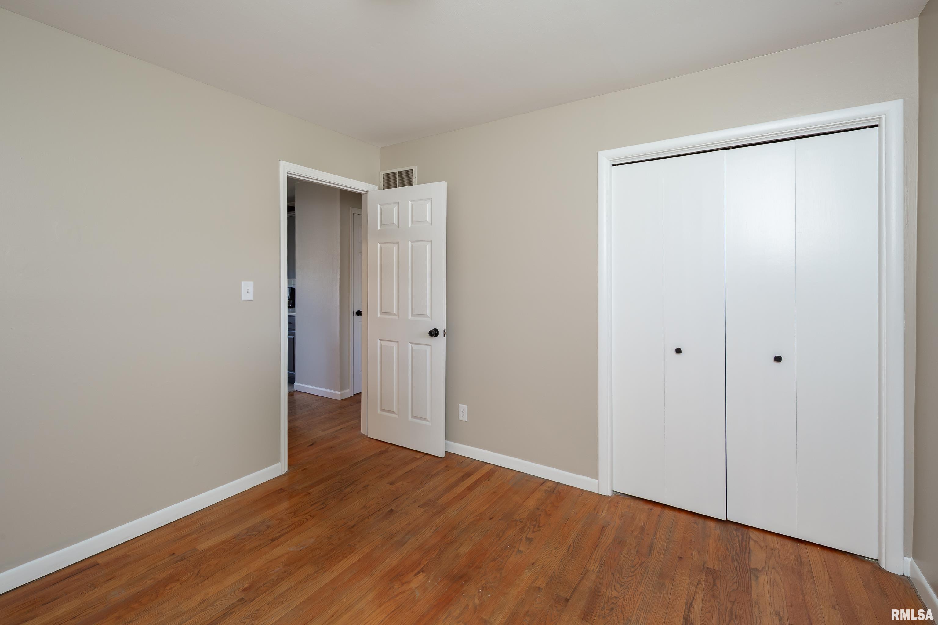 5009 45th Avenue Court, Moline, Illinois image 17