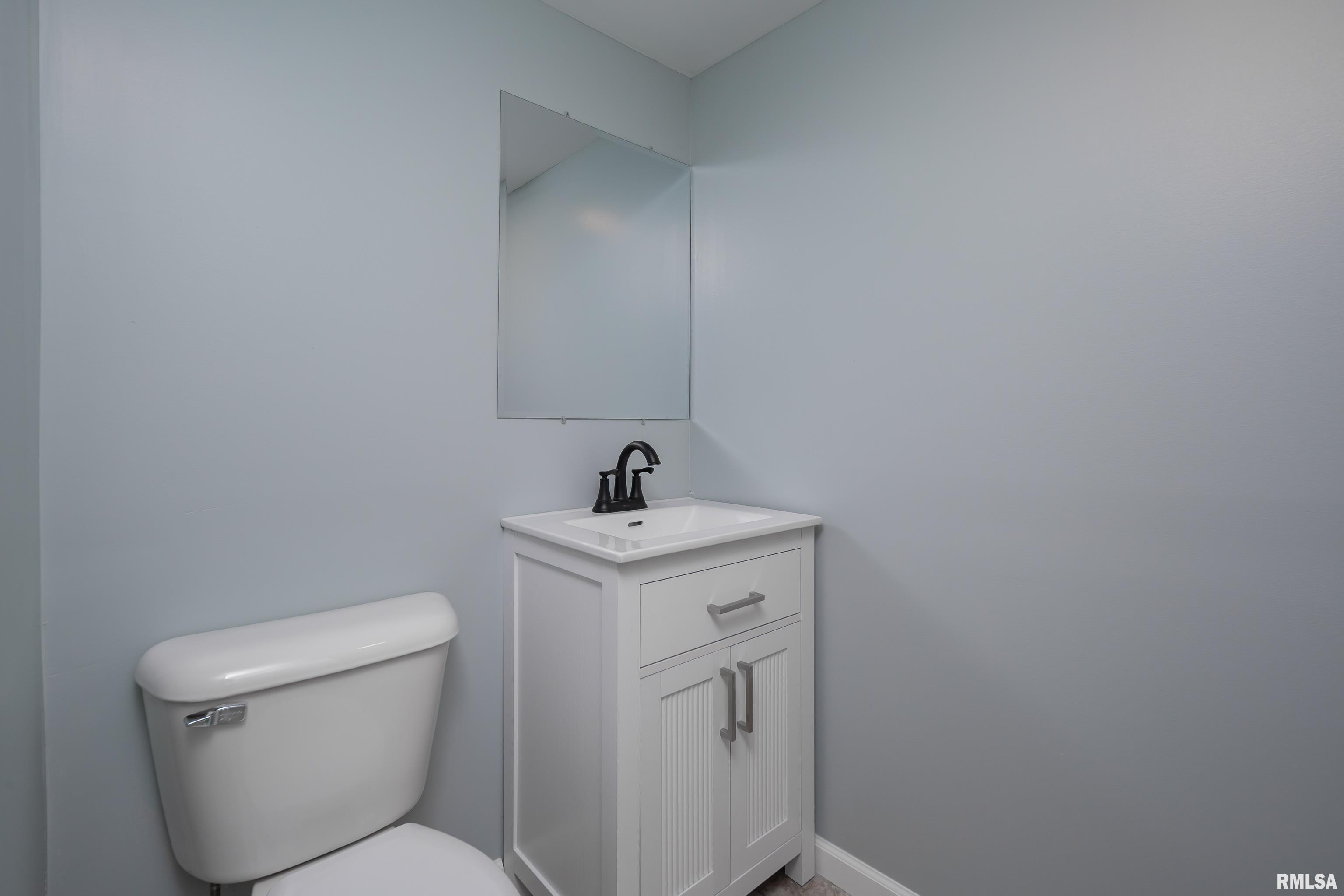5009 45th Avenue Court, Moline, Illinois image 30