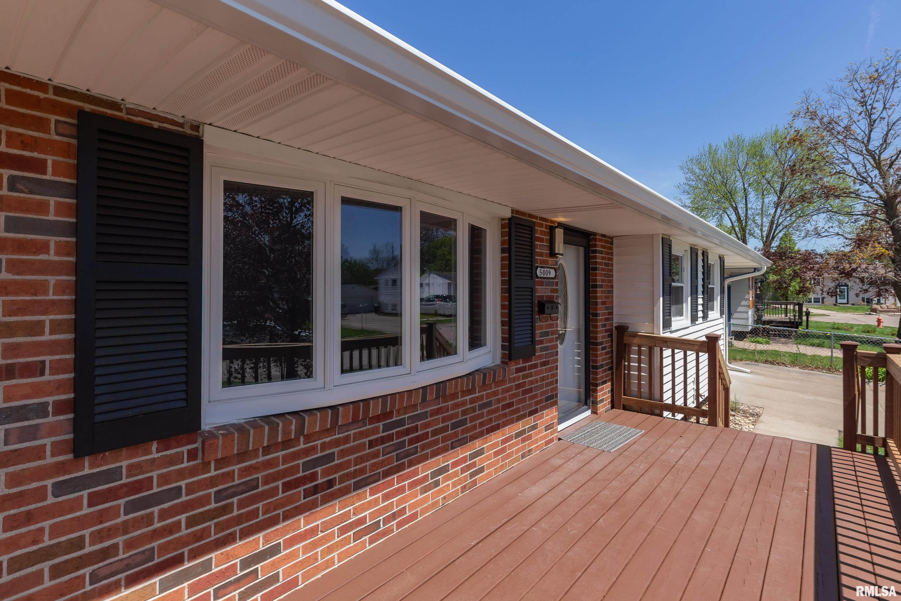 5009 45th Avenue Court, Moline, Illinois image 5
