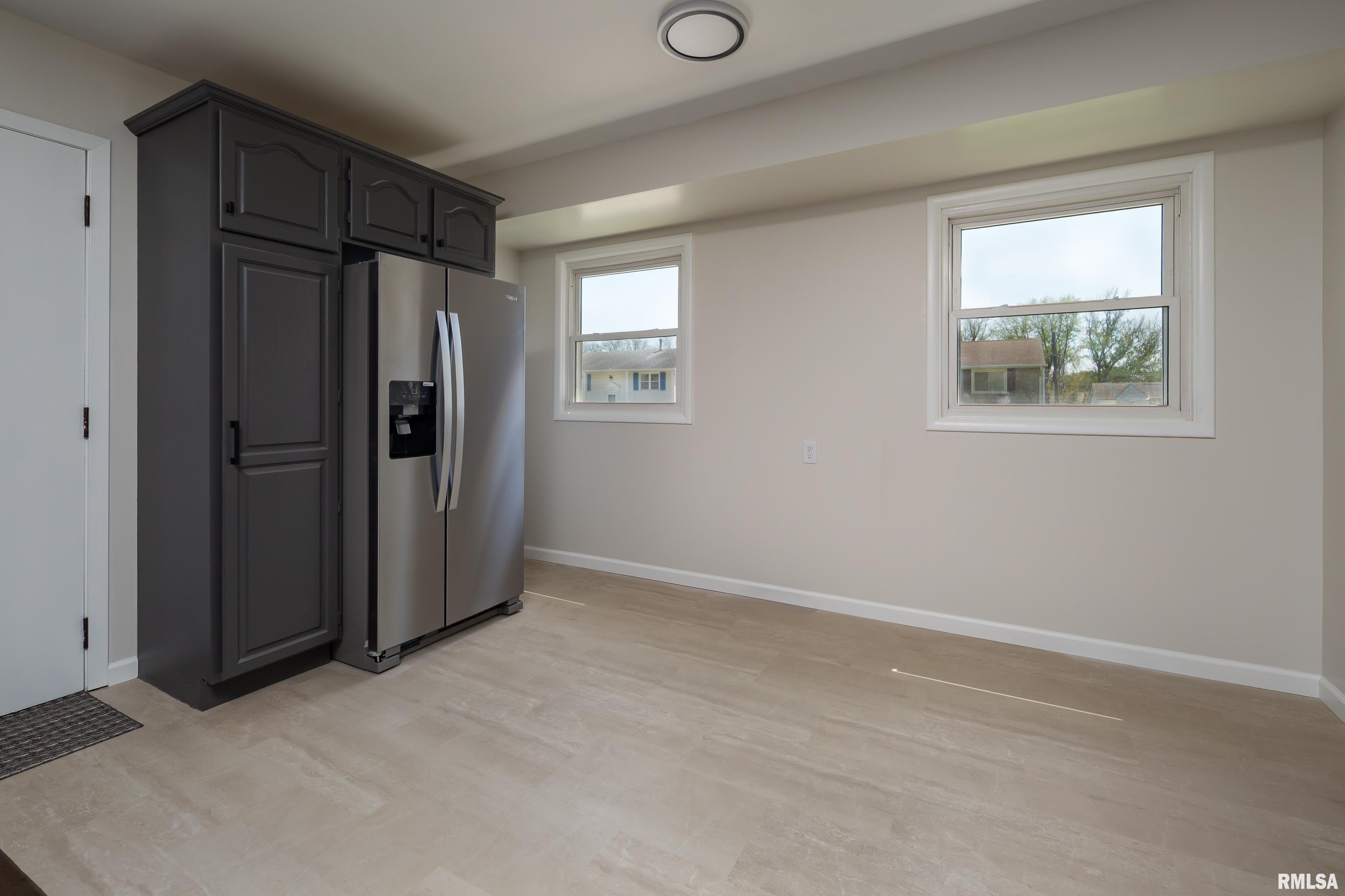 5009 45th Avenue Court, Moline, Illinois image 10