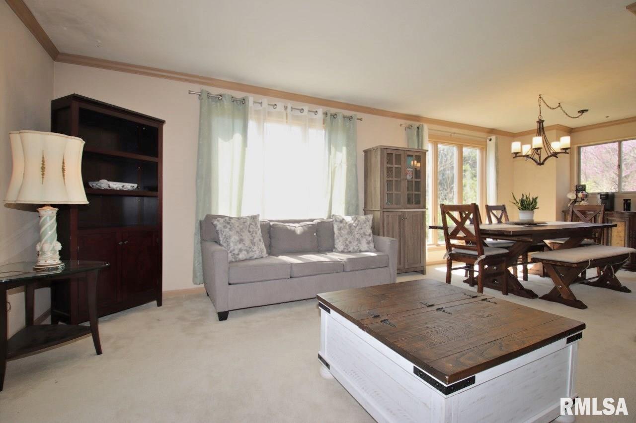 5607 N Rosemead Drive, Peoria, Illinois image 8