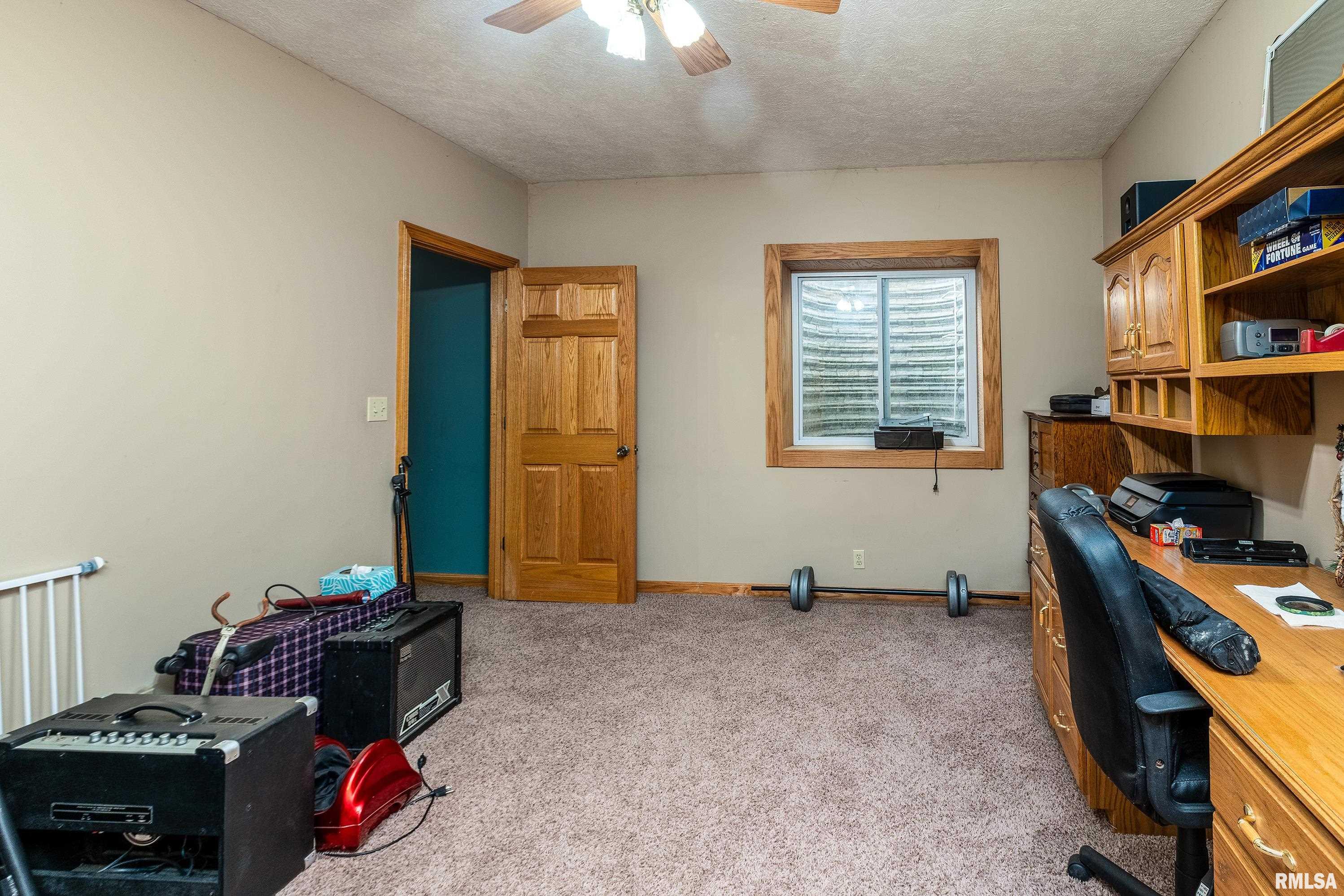 10378 Rock Creek Road, Pittsburg, Illinois image 34