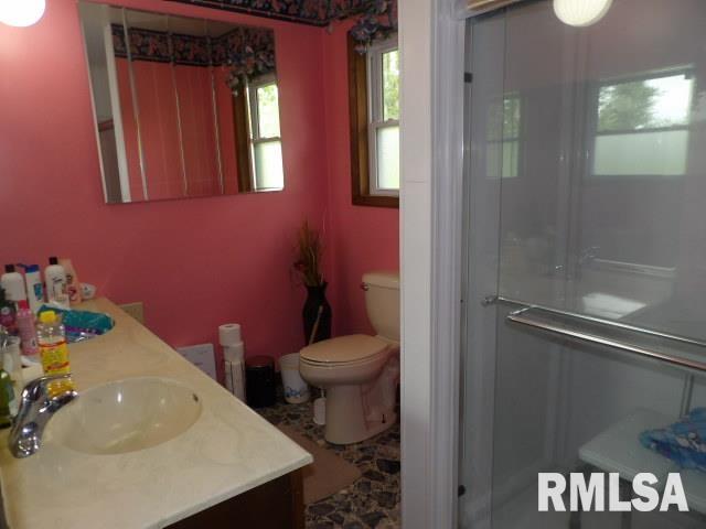 35 Victoria Ann Drive, Carrier Mills, Illinois image 13
