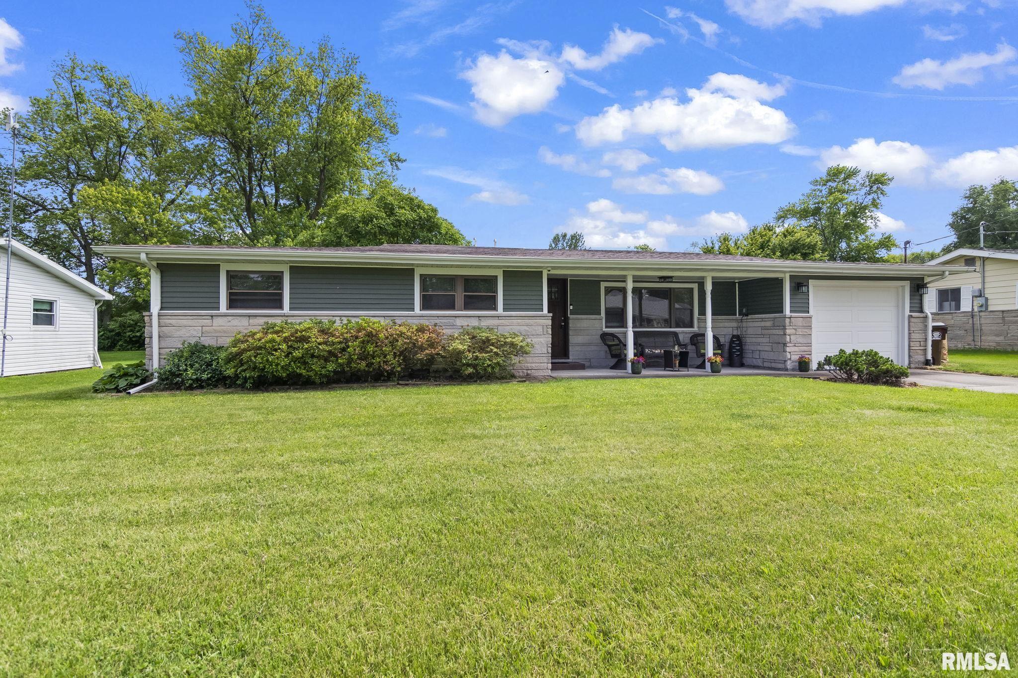 1100 Madison Street, Pawnee, Illinois image 2