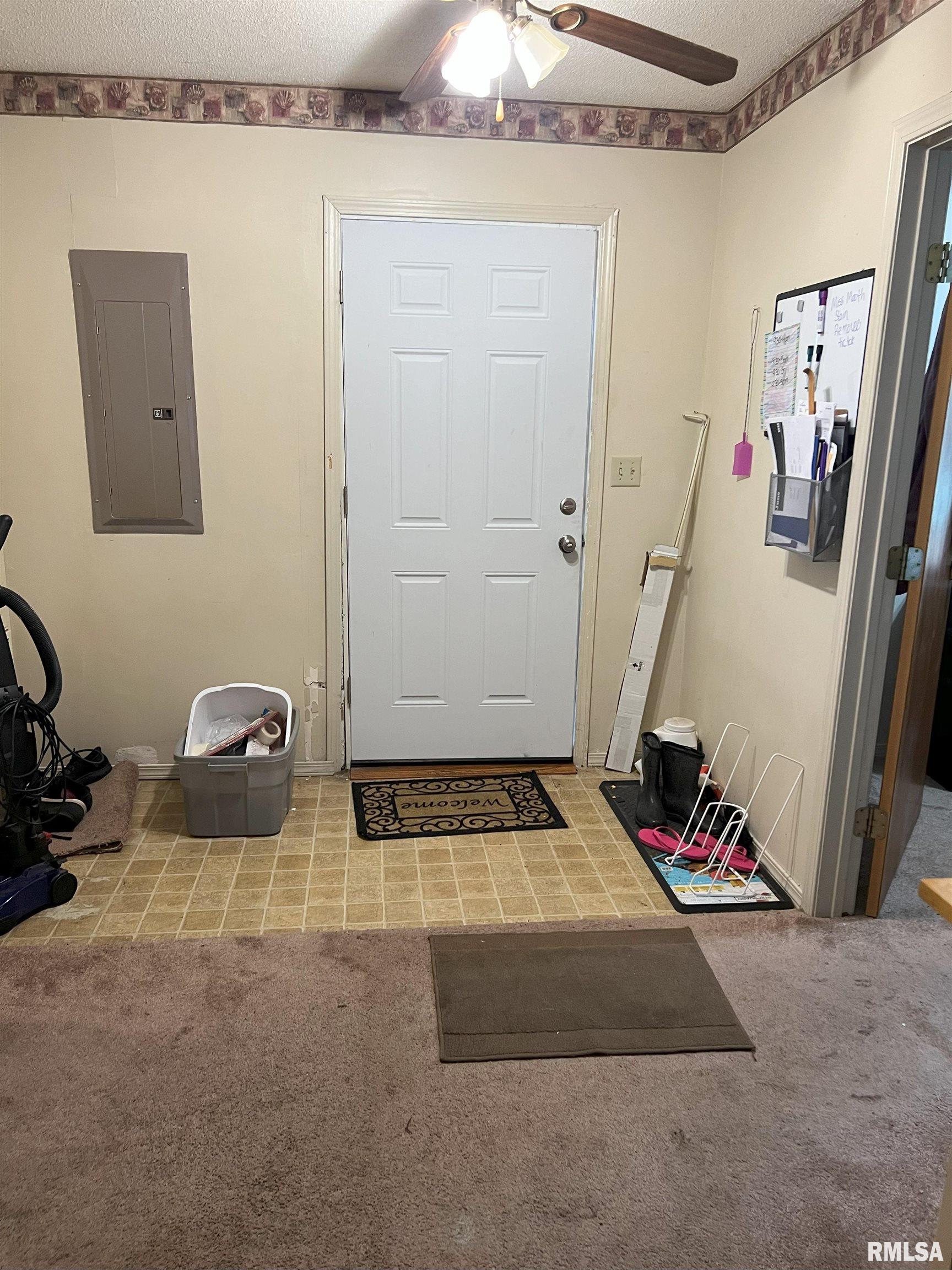 1035 Beesley Avenue, Jacksonville, Illinois image 9