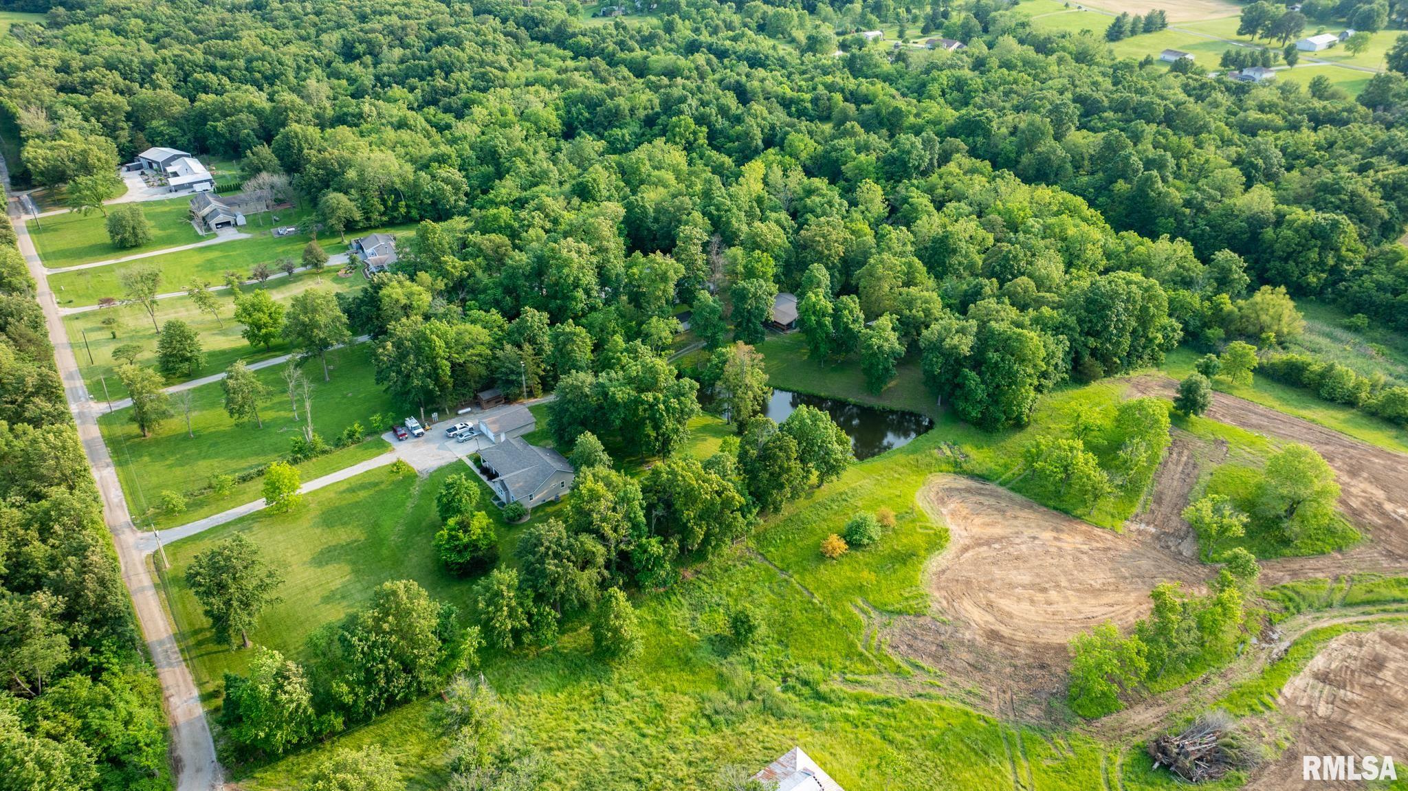 588 Deerfield Road, Walnut Hill, Illinois image 15