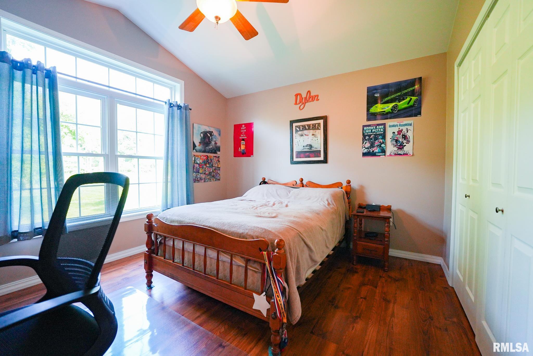 588 Deerfield Road, Walnut Hill, Illinois image 11
