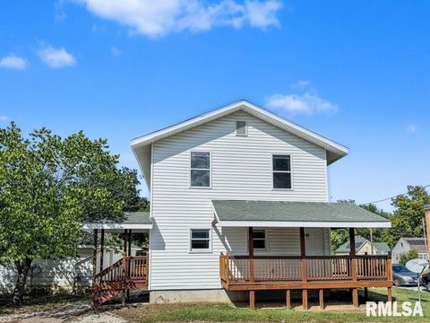 Photo of 319321 E COLLEGE Street, Carbondale, IL 62901 (MLS # PA1263586)