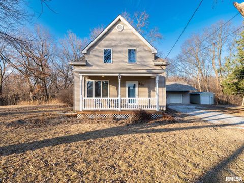 Homes For Sale - 201 E Rose Avenue<br/> Bartonville, IL 61607