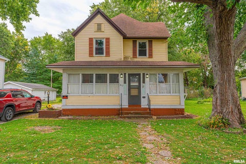 Homes For Sale - 417 W Elm Street<br/> Mason City, IL 62664