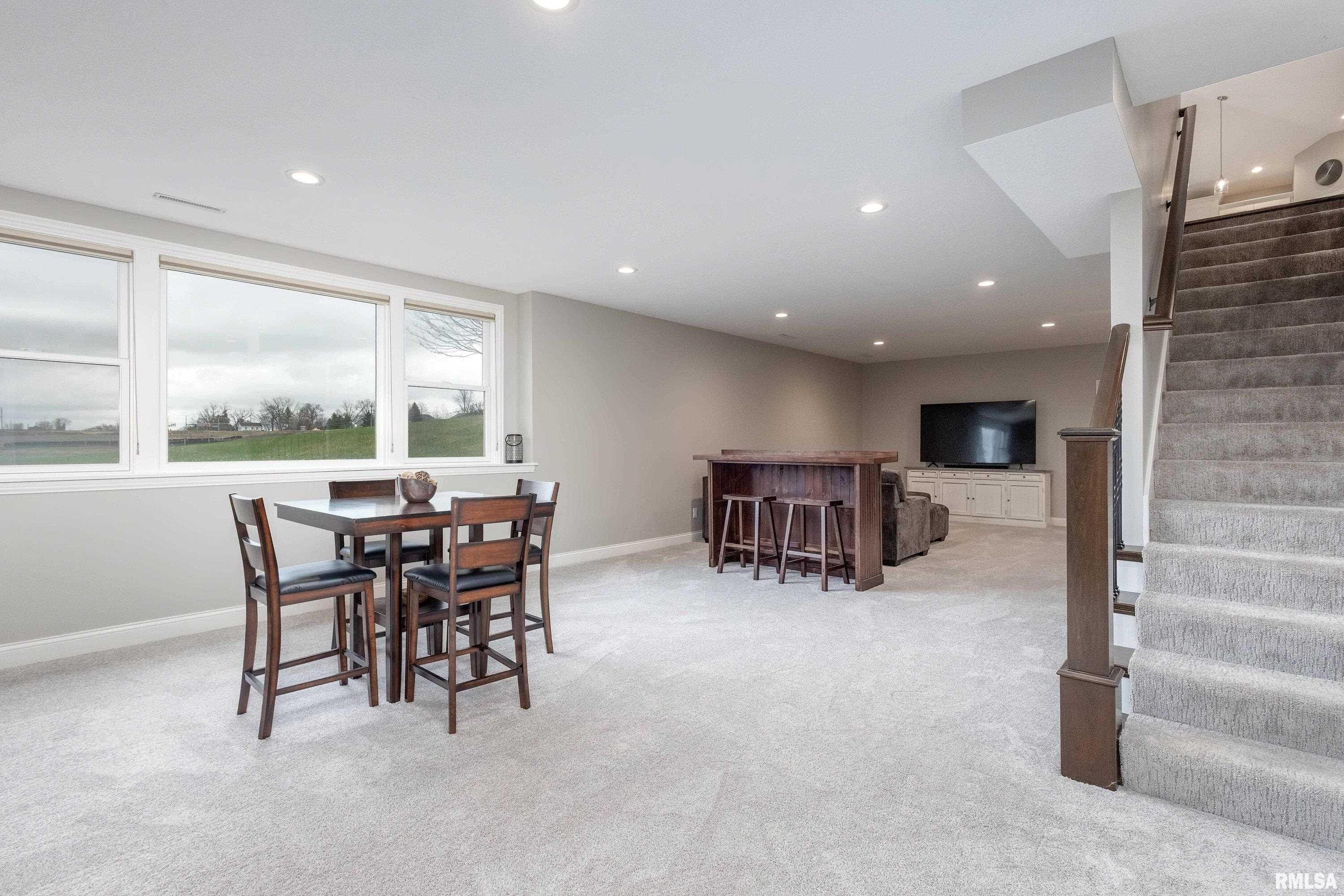 3474 Crow Lake Drive, Bettendorf, Iowa image 27