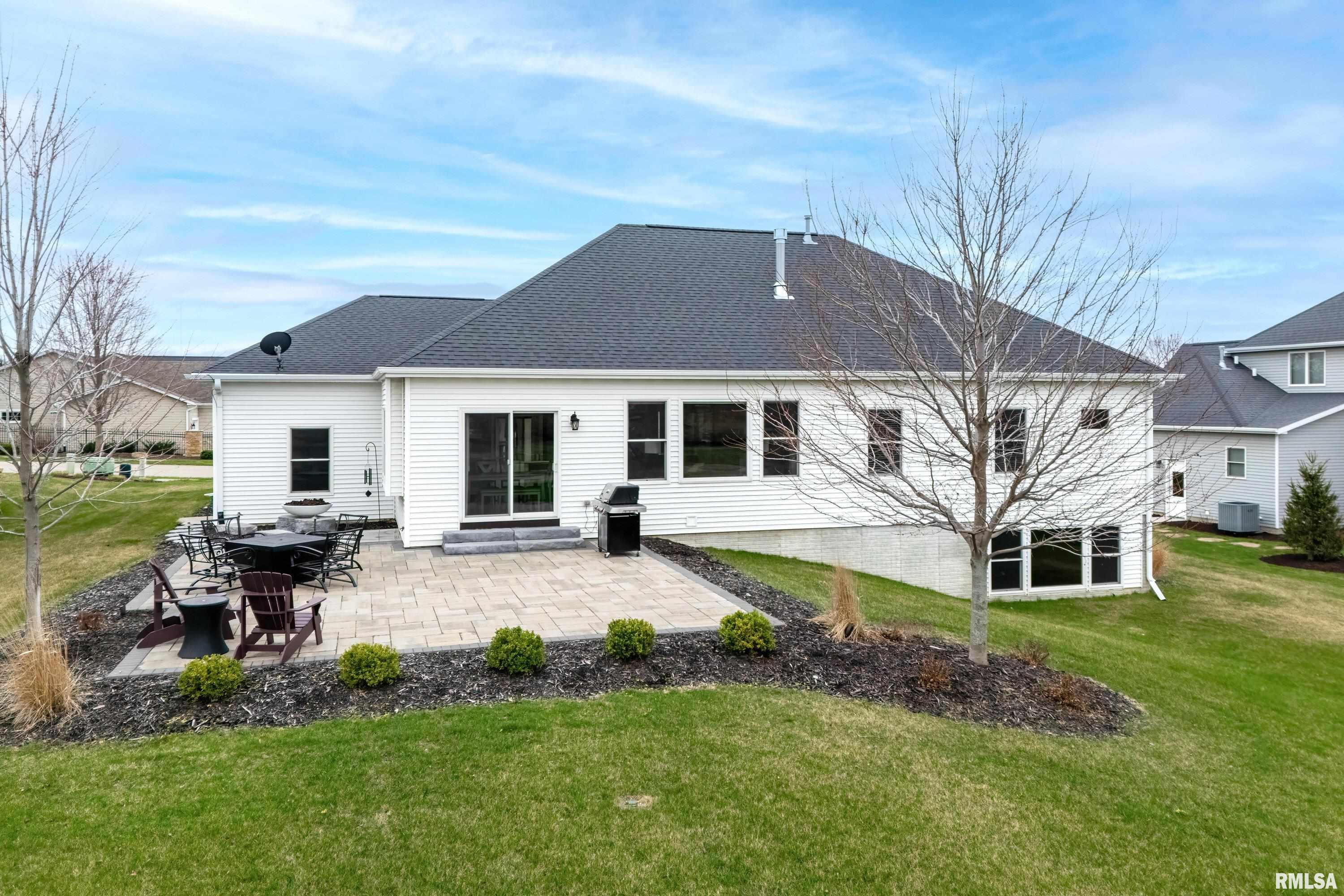 3474 Crow Lake Drive, Bettendorf, Iowa image 48