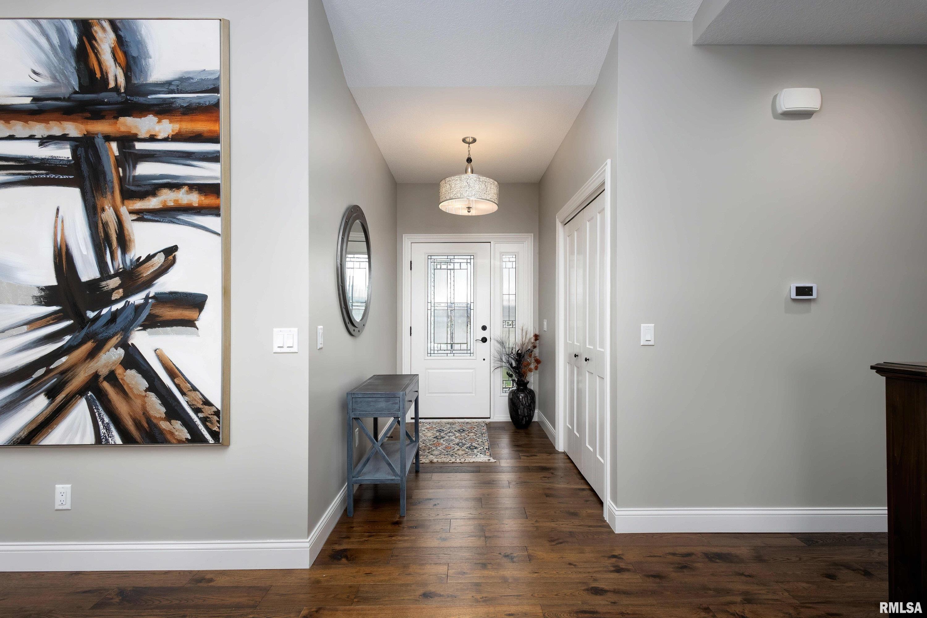 3474 Crow Lake Drive, Bettendorf, Iowa image 3