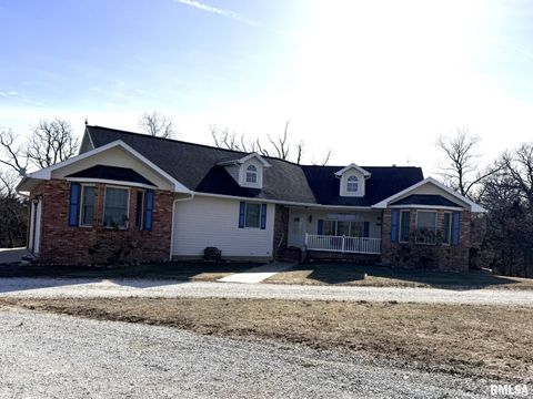 Homes For Sale - 23019 E Owens Road<br/> Farmington, IL 61531