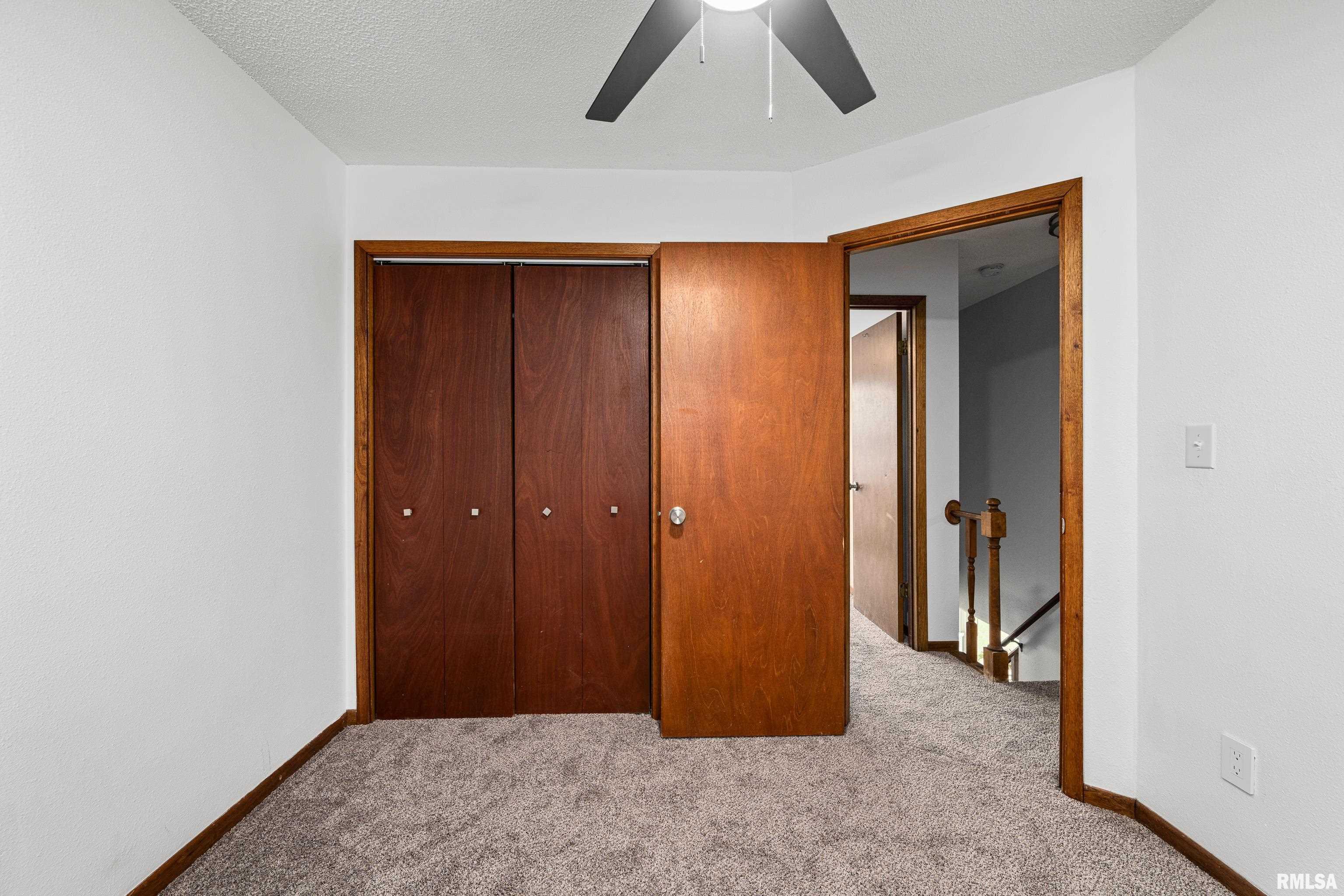 121 S 8th Street, Le Claire, Iowa image 22