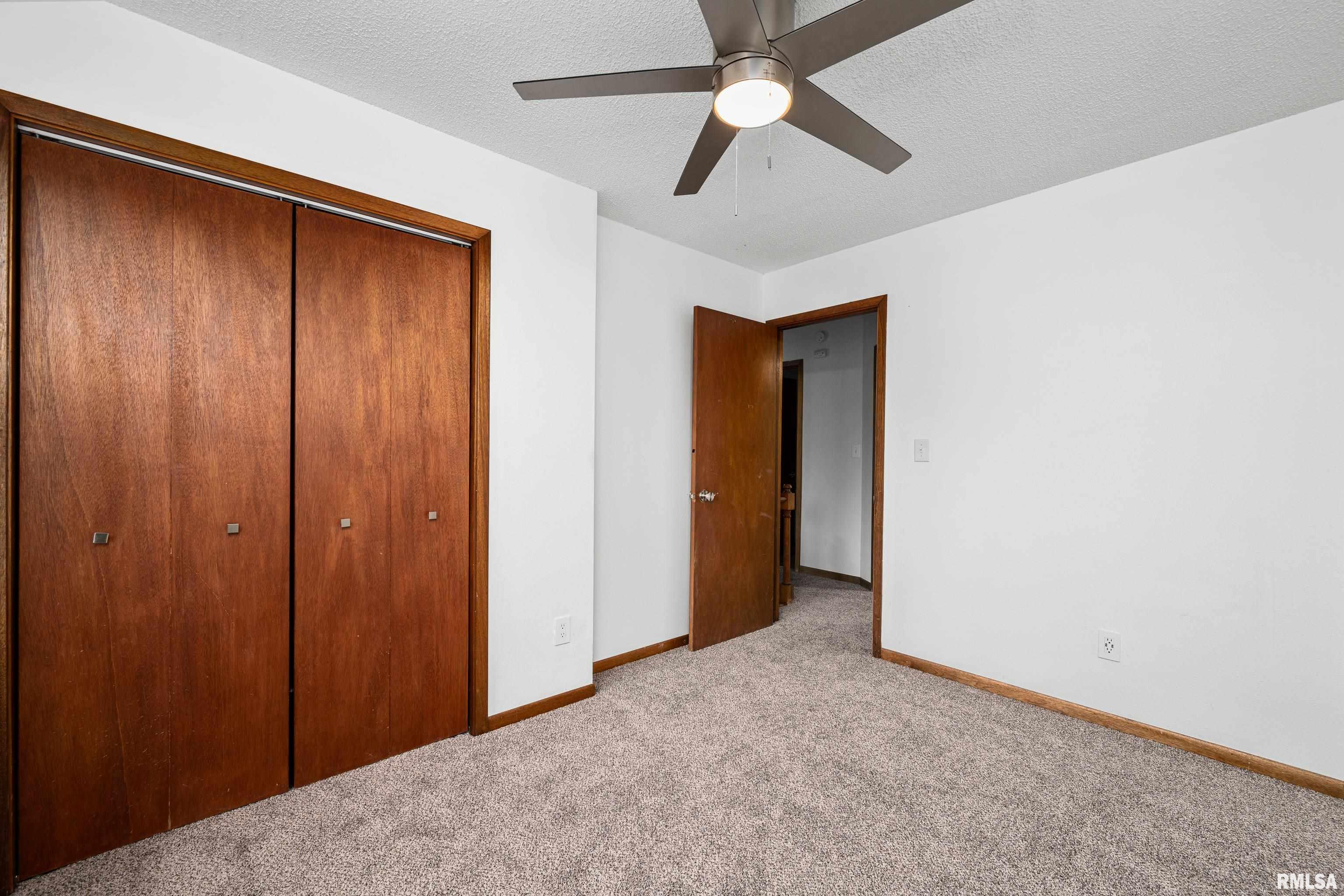121 S 8th Street, Le Claire, Iowa image 19