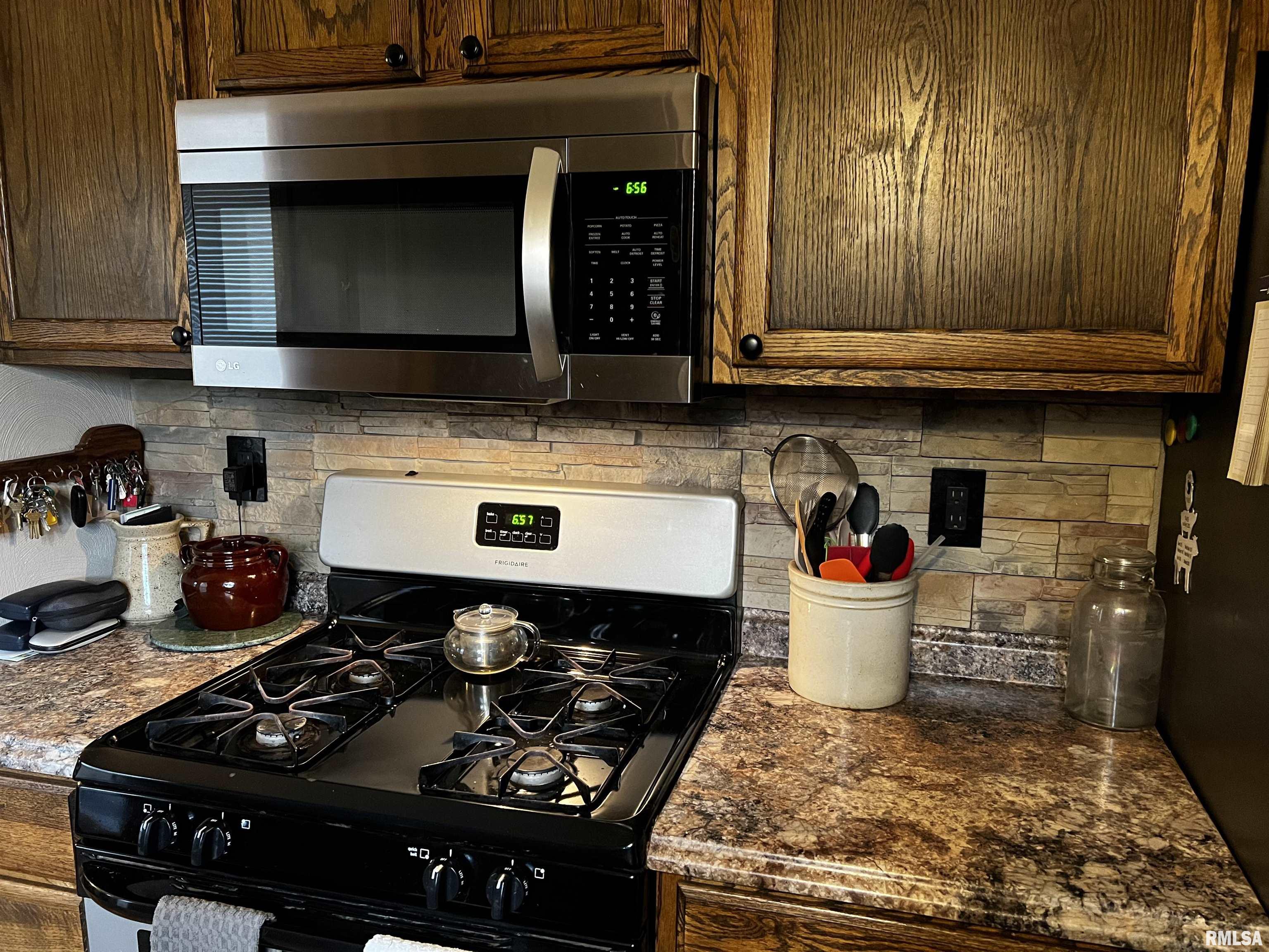 503 N Prospect Street, Cambridge, Illinois image 9