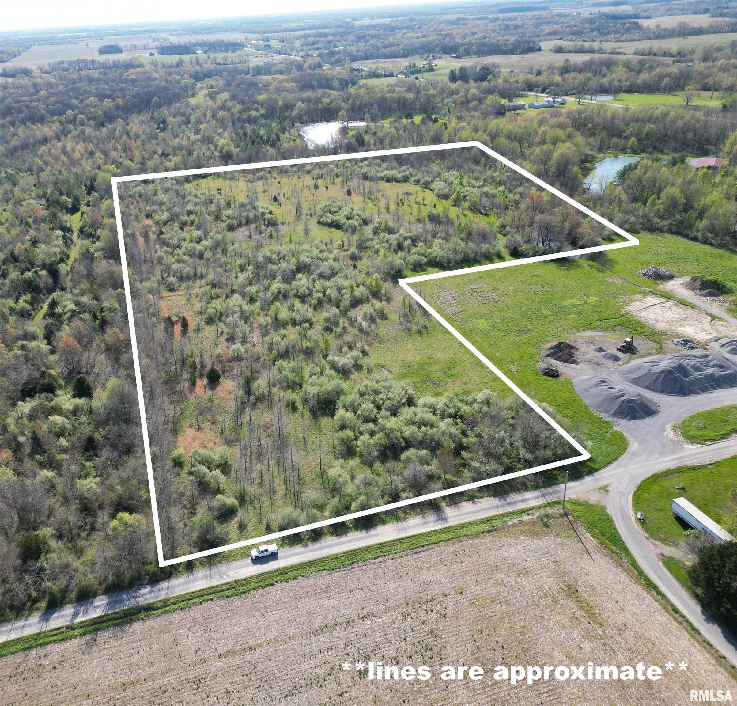 000 E County Road 950 Road, Cisne, Illinois image 1