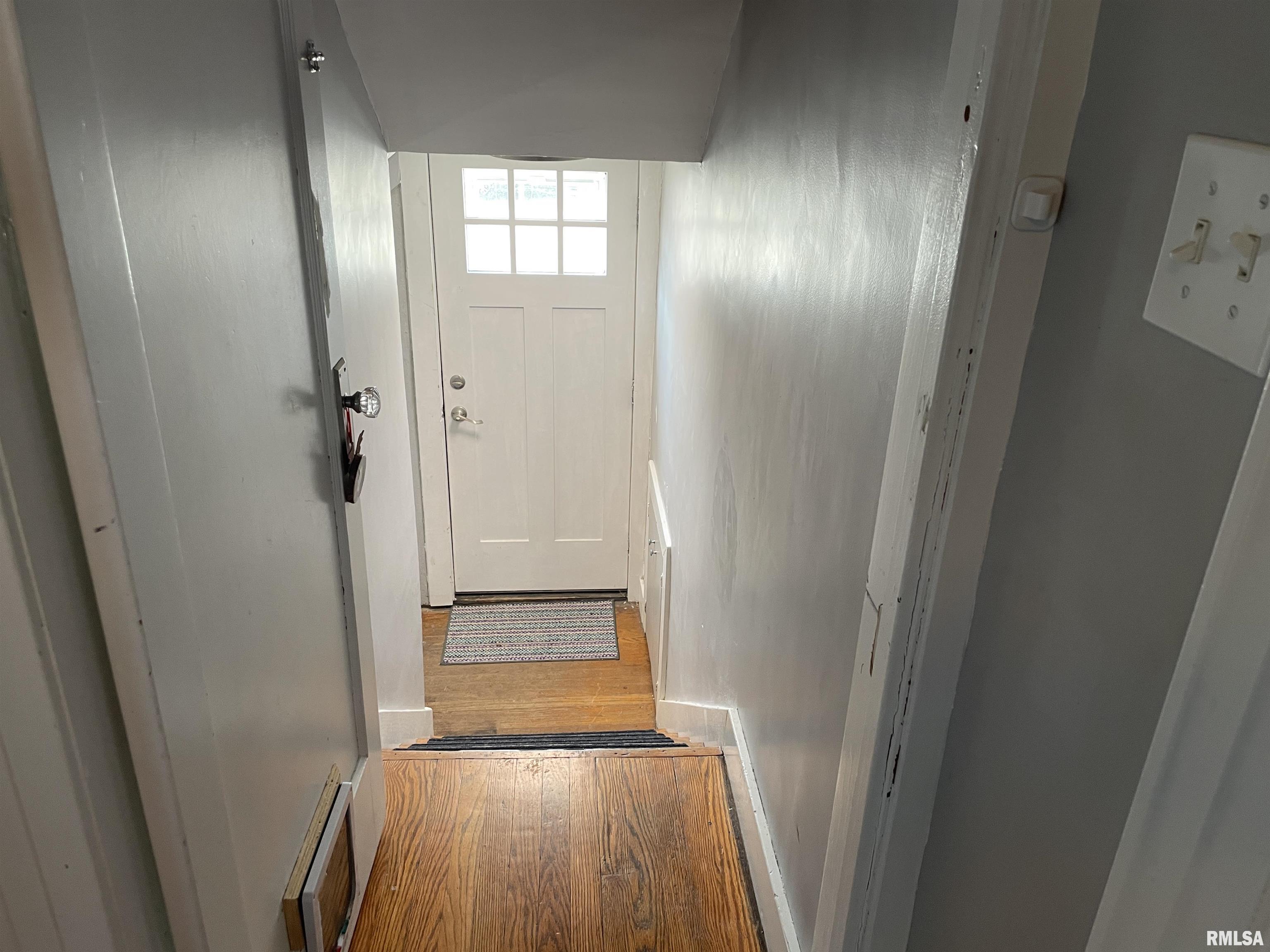 104 S 4th Street, Irvington, Illinois image 12