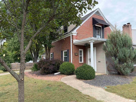 Homes For Sale - 1117 E Fairoaks Avenue<br/> Peoria, IL 61603