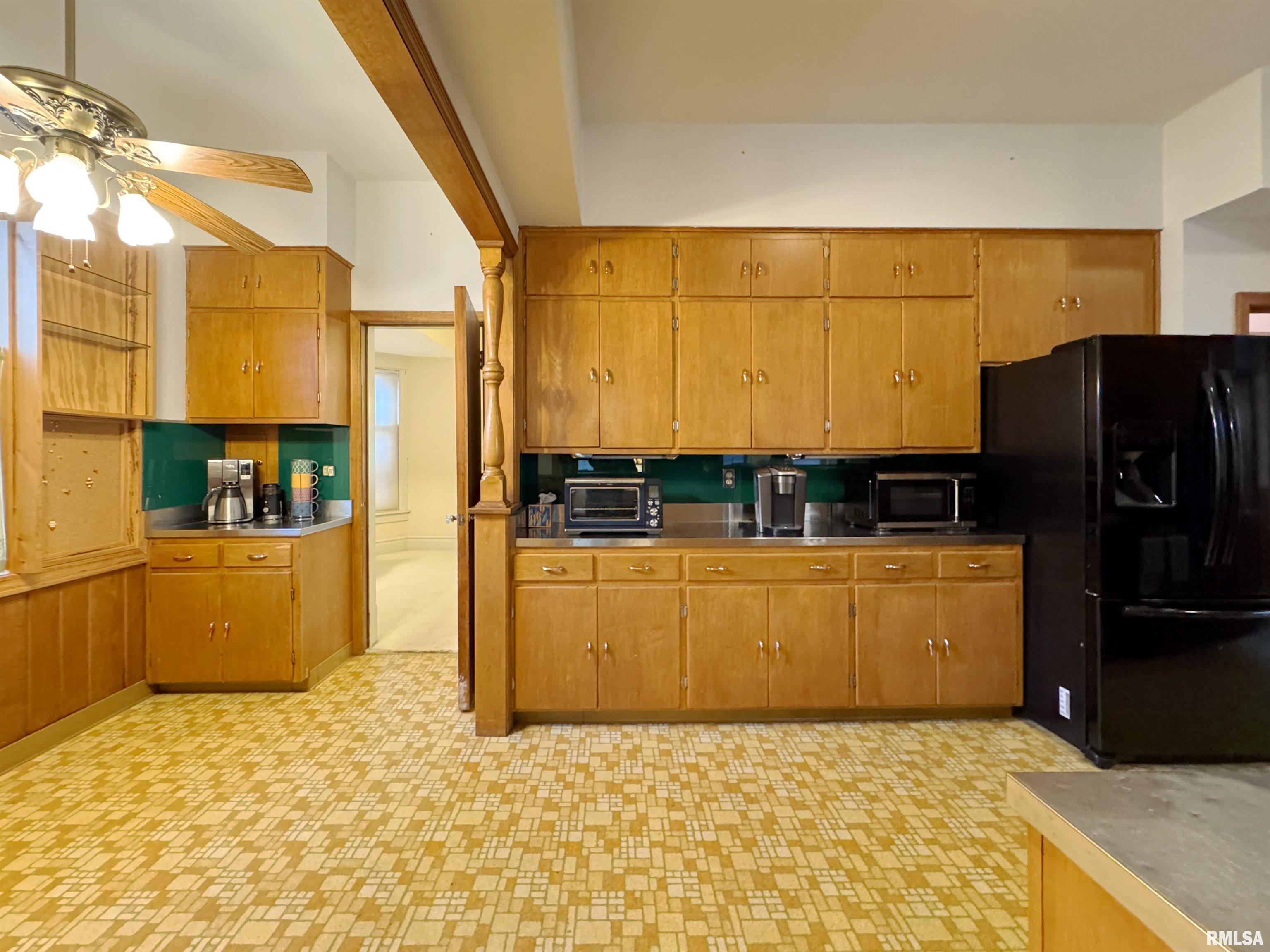 1117 W Moss Avenue, Peoria, Illinois image 25