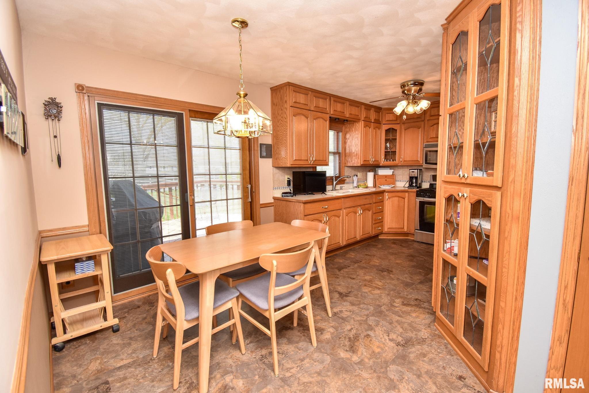 2265 Robin Road, Washington, Illinois image 7