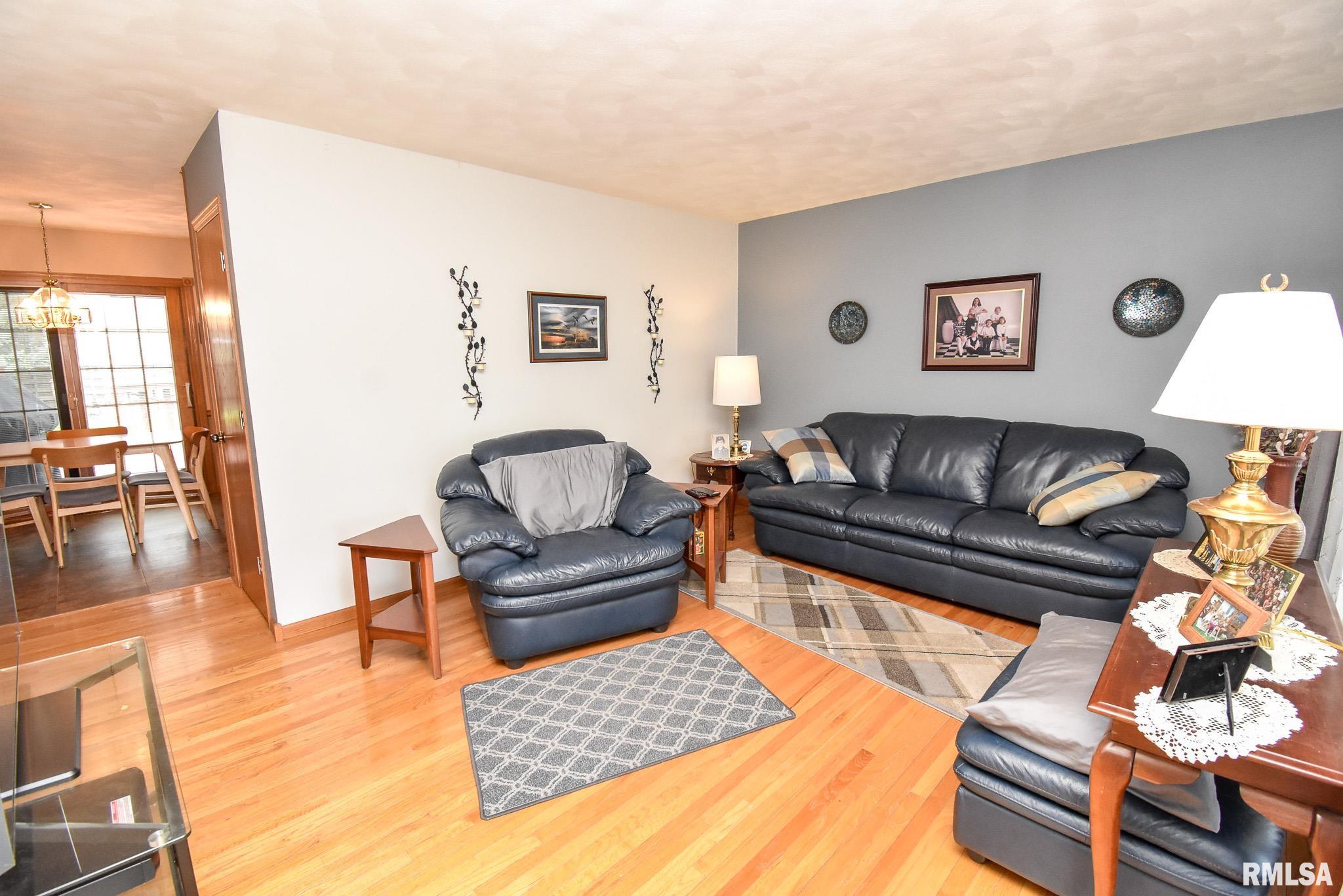 2265 Robin Road, Washington, Illinois image 4