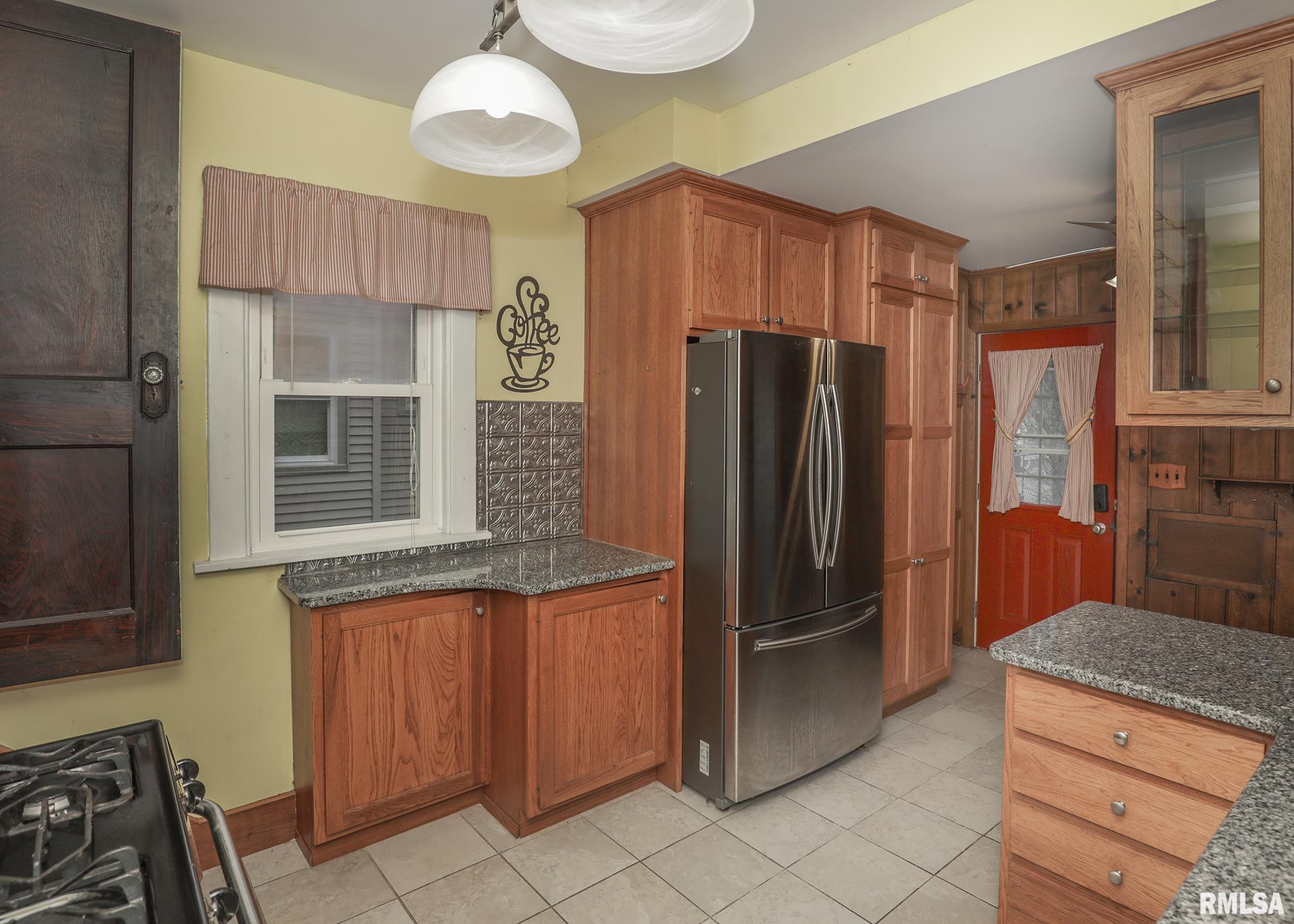 2225 Western Avenue, Davenport, Iowa image 16
