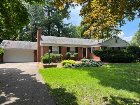Homes For Sale - 2058 Huntleigh Road<br/> Sangamon County, Springfield, IL 62704