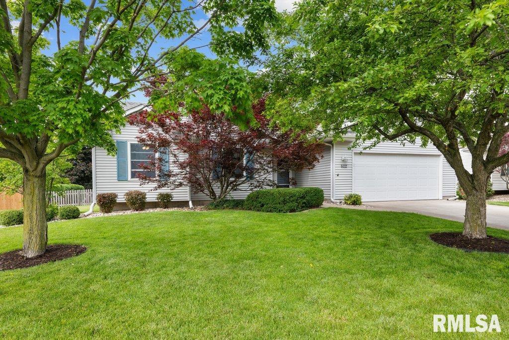 602 E 14th Avenue Court, Coal Valley, Illinois image 1