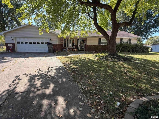 1012 KIMBERLY CT, MARION, IL 62959 - Image 49de79d9f3fcb849aed0df387e27f421/3936536675