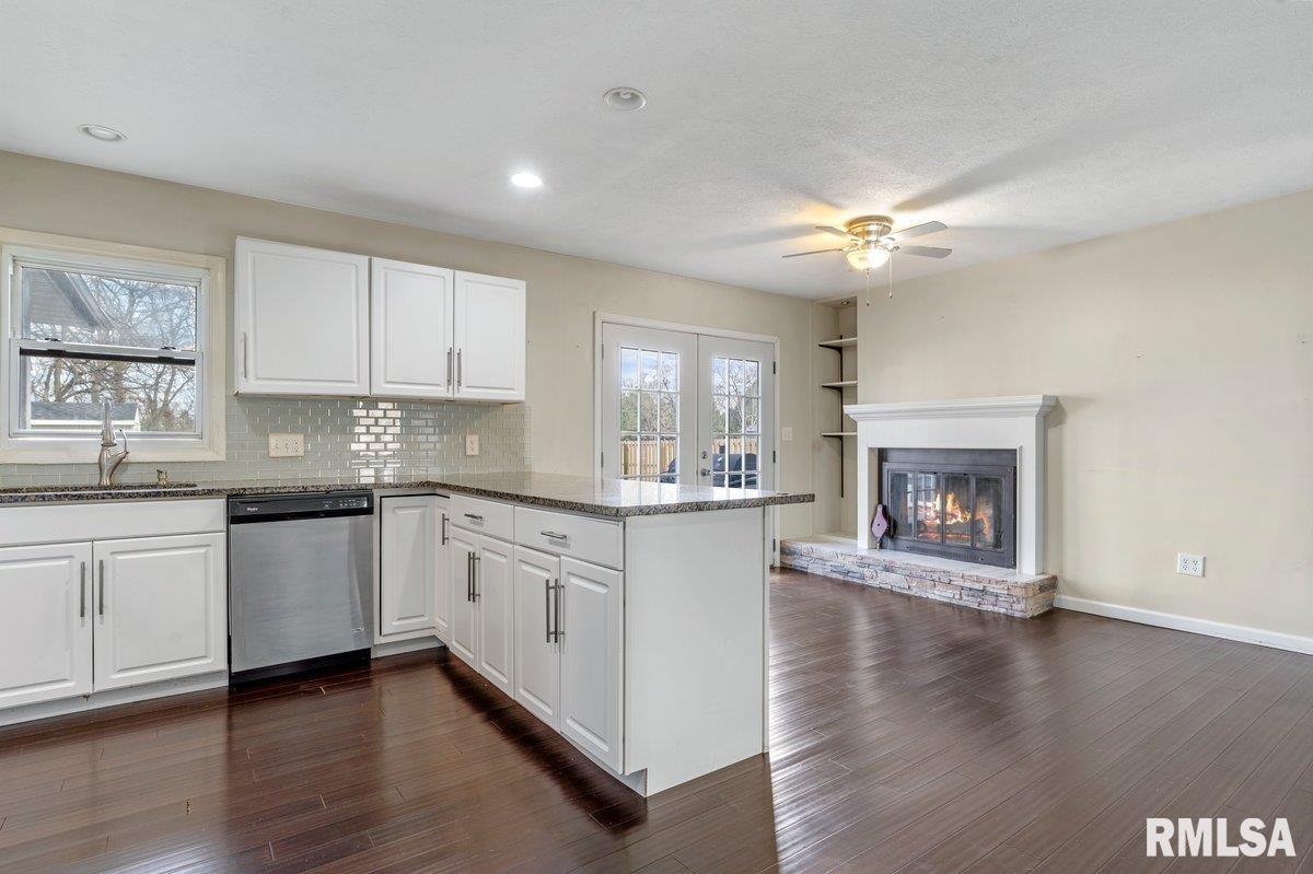 6 Melody Drive, Rochester, Illinois image 12