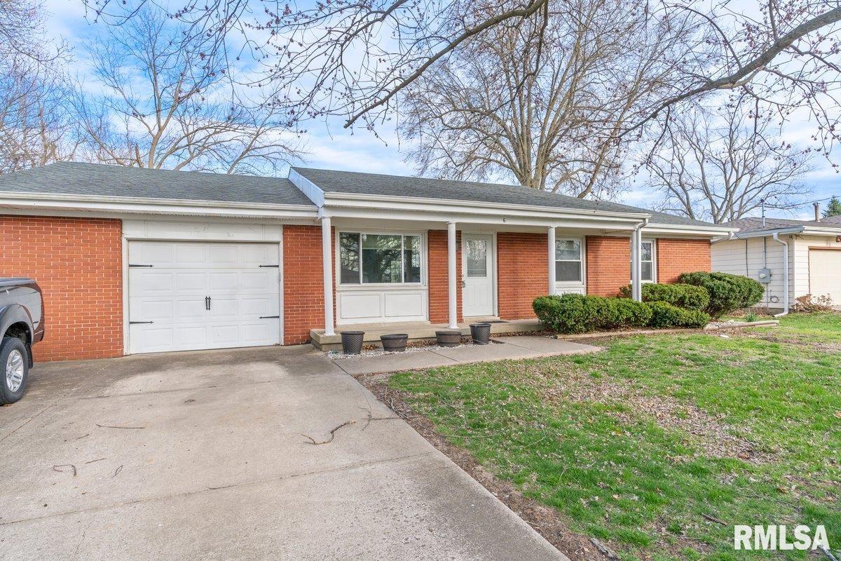 6 Melody Drive, Rochester, Illinois image 4