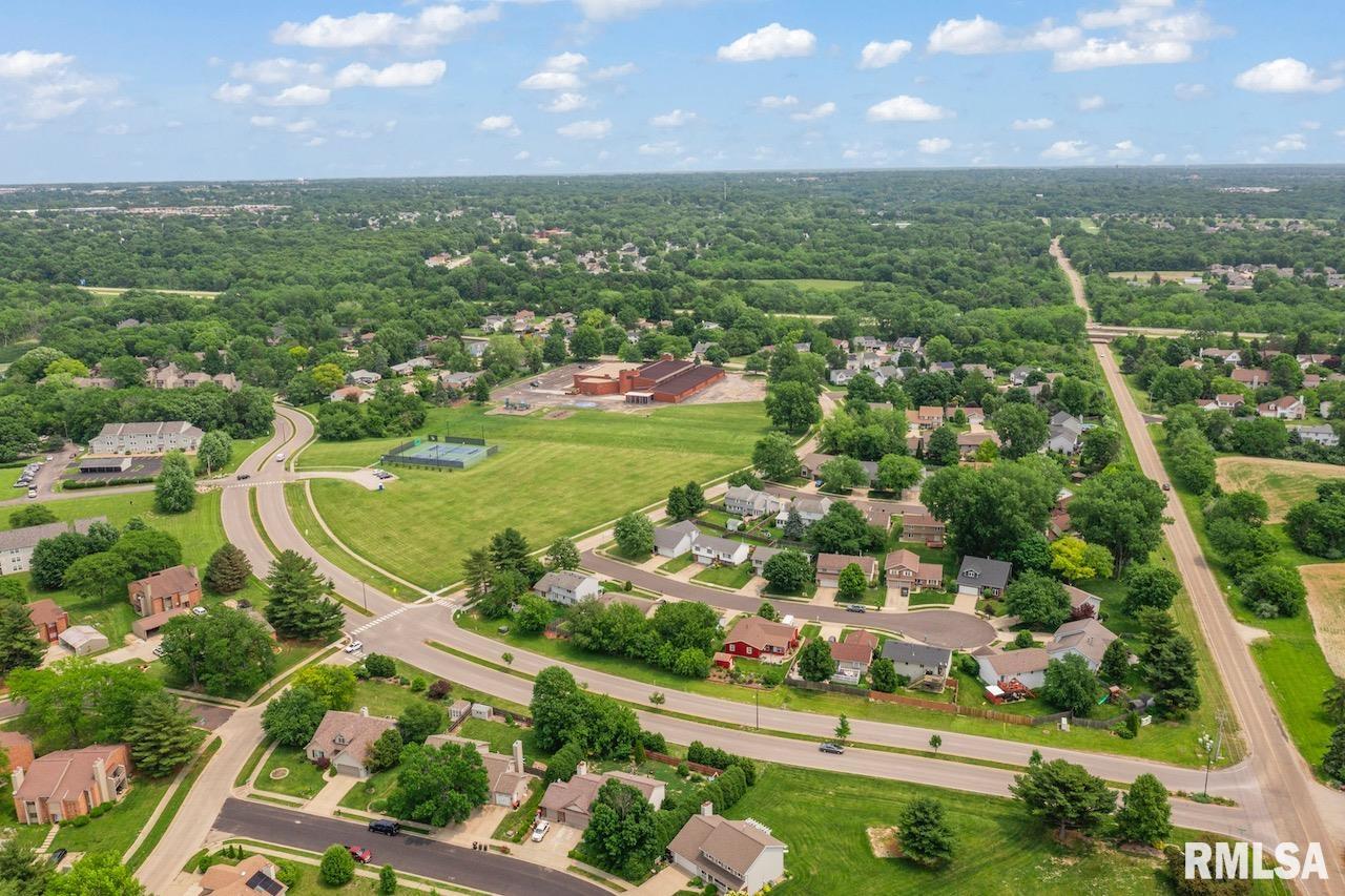 5502 N Ramblewood Court, Peoria, Illinois image 32