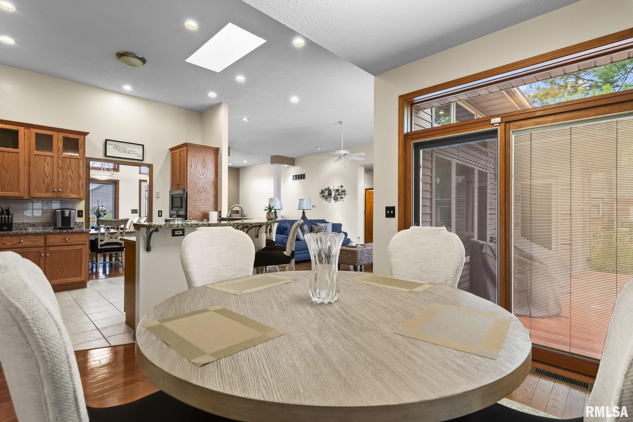 340 Sebring Road, Sherman, Illinois image 19