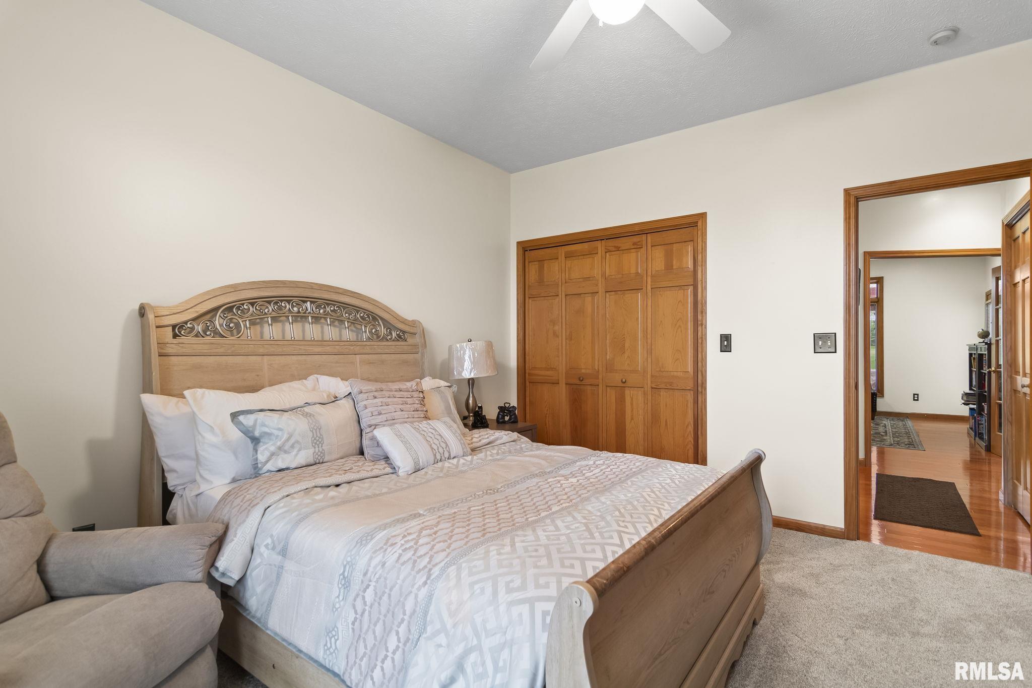 340 Sebring Road, Sherman, Illinois image 34