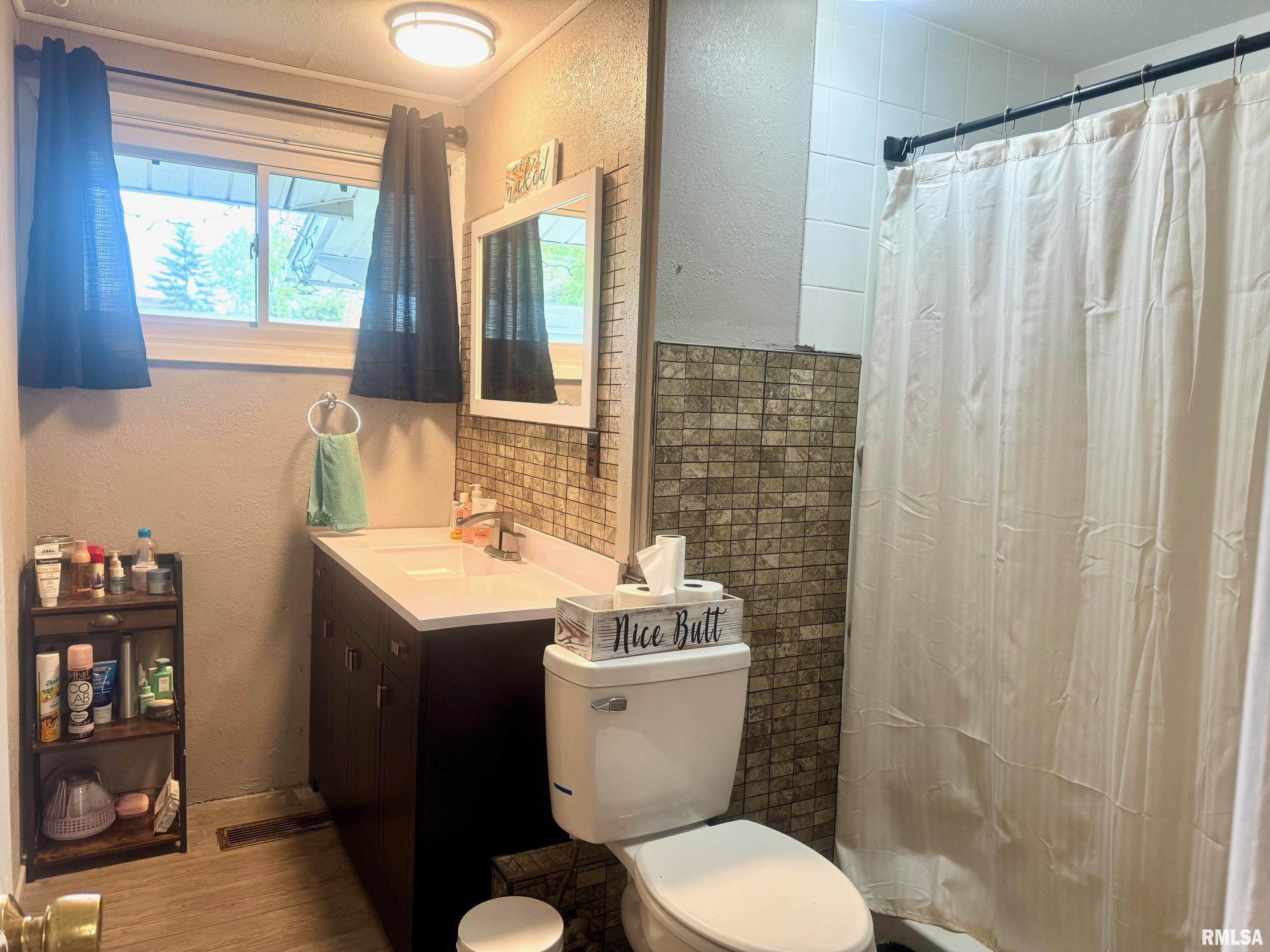 2424 Ken Mar Terrace, Quincy, Illinois image 7