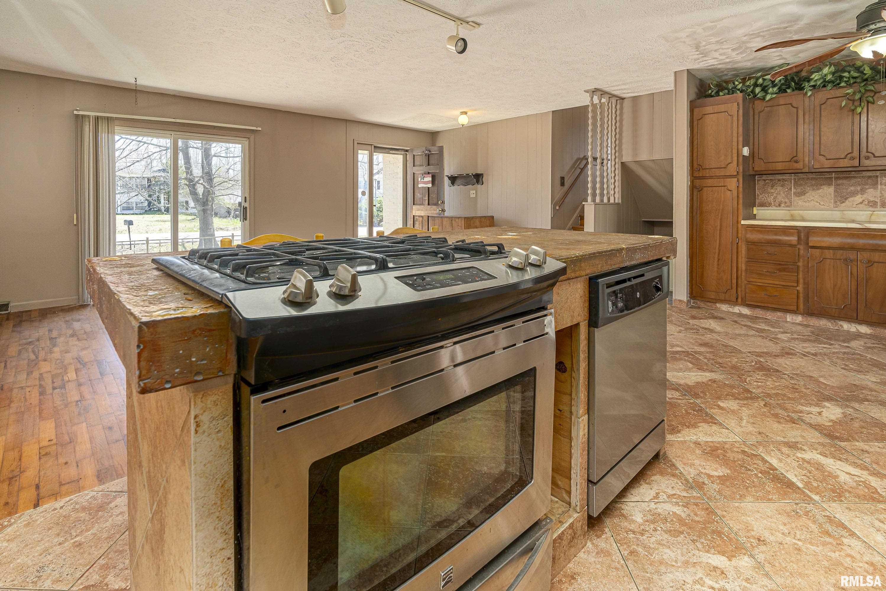 204 Lingale Avenue, Marion, Illinois image 11