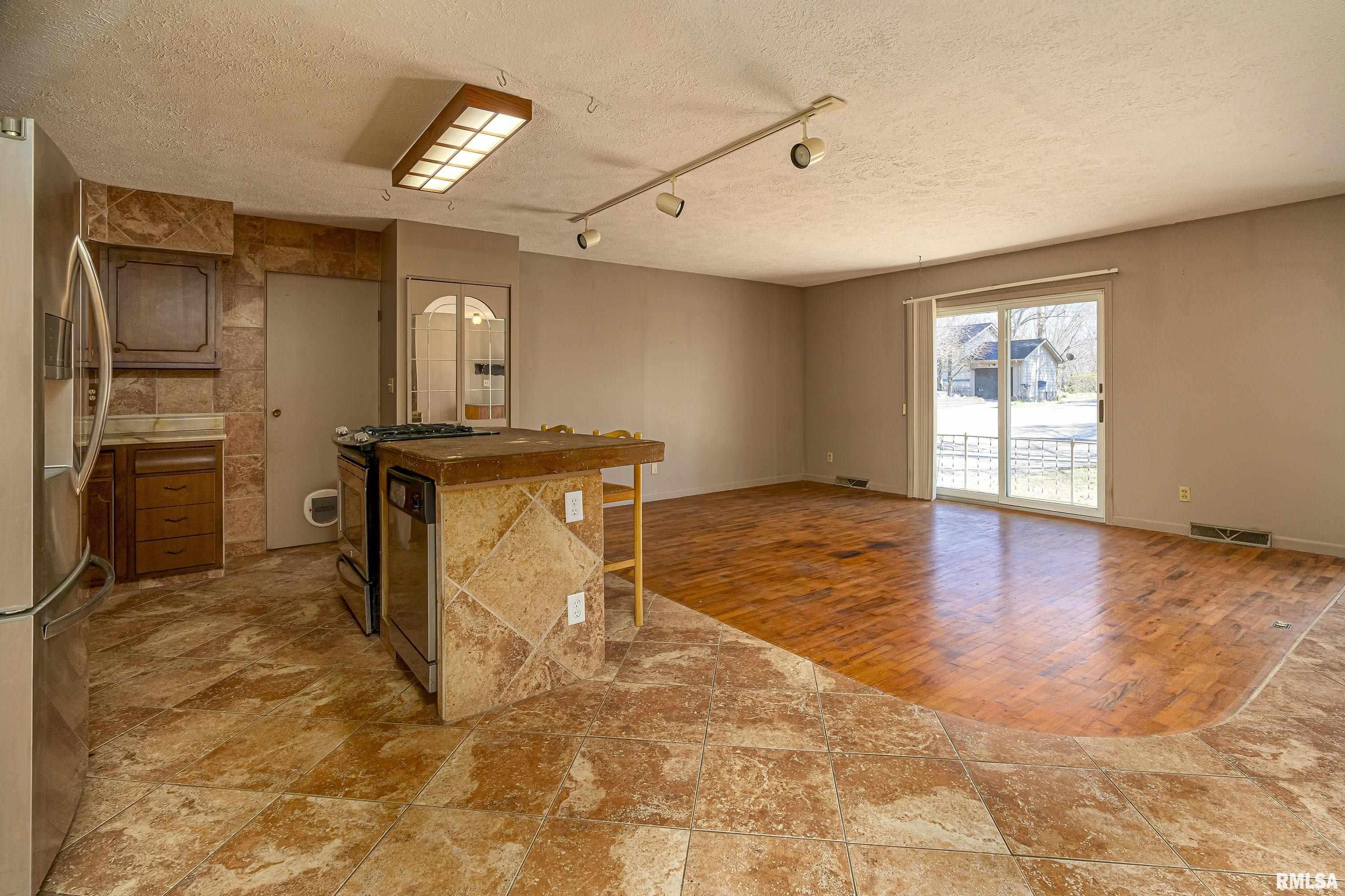 204 Lingale Avenue, Marion, Illinois image 13