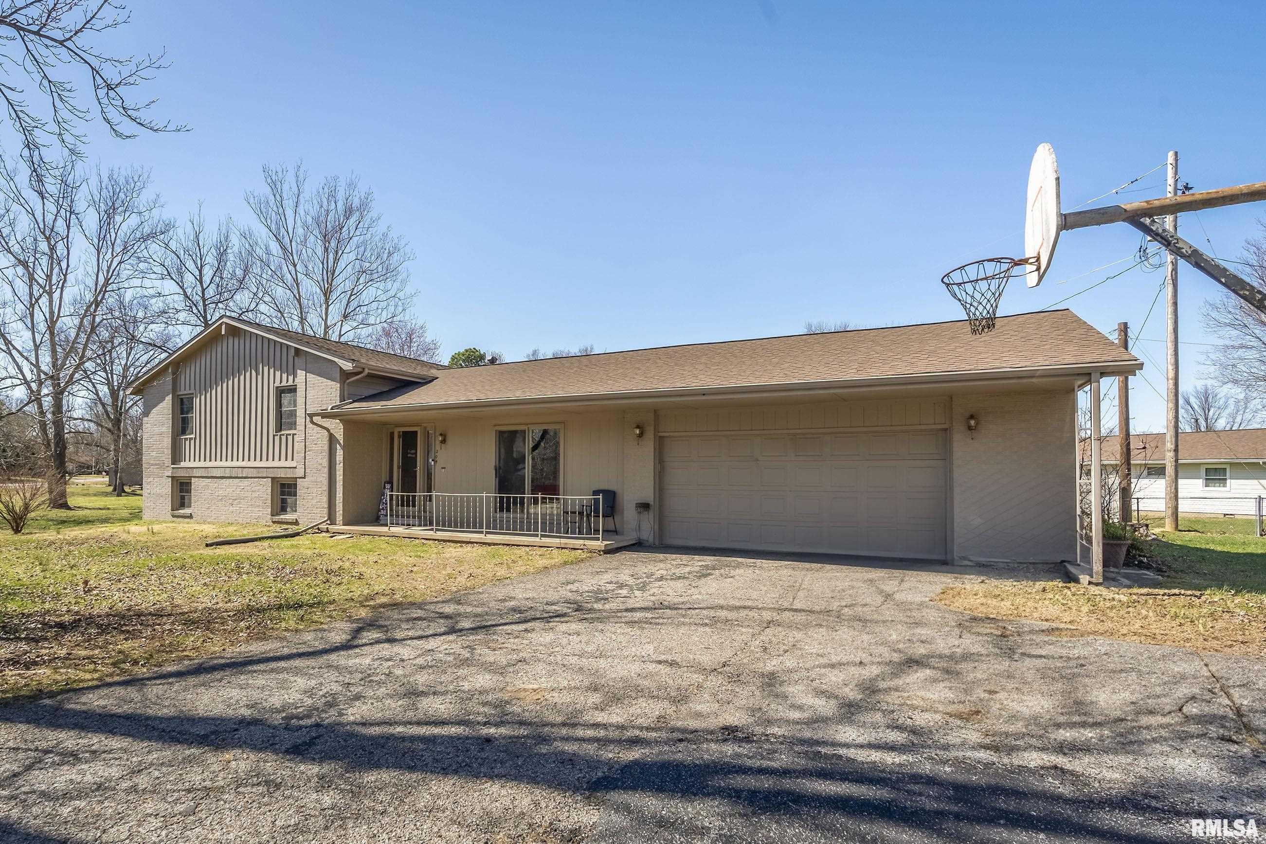 204 Lingale Avenue, Marion, Illinois image 3