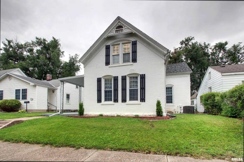 Homes For Sale - 624 S 15th Street<br/> Quincy, IL 62301
